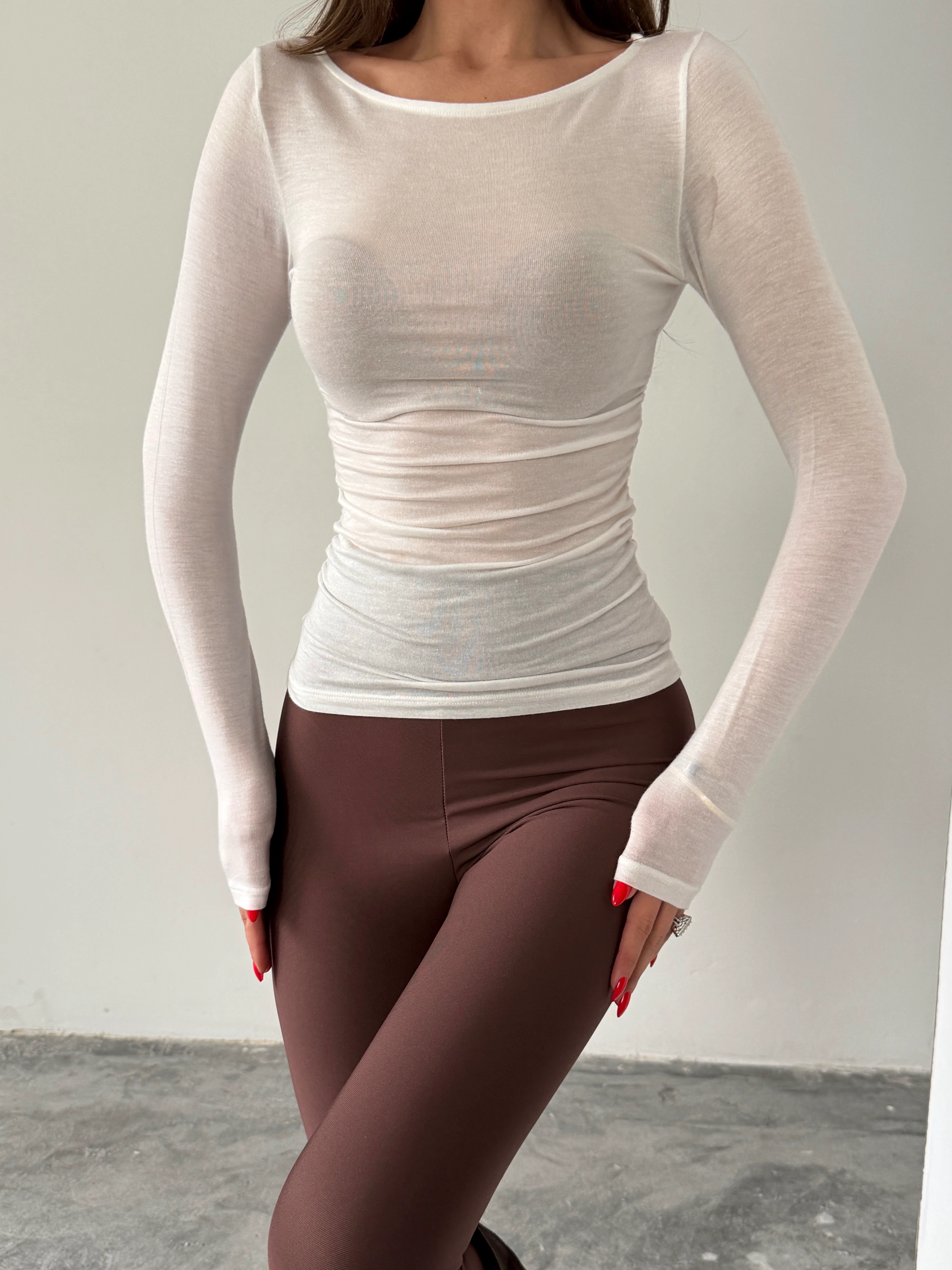 Yanı Büzgülü Transparan Bluz - Beyaz