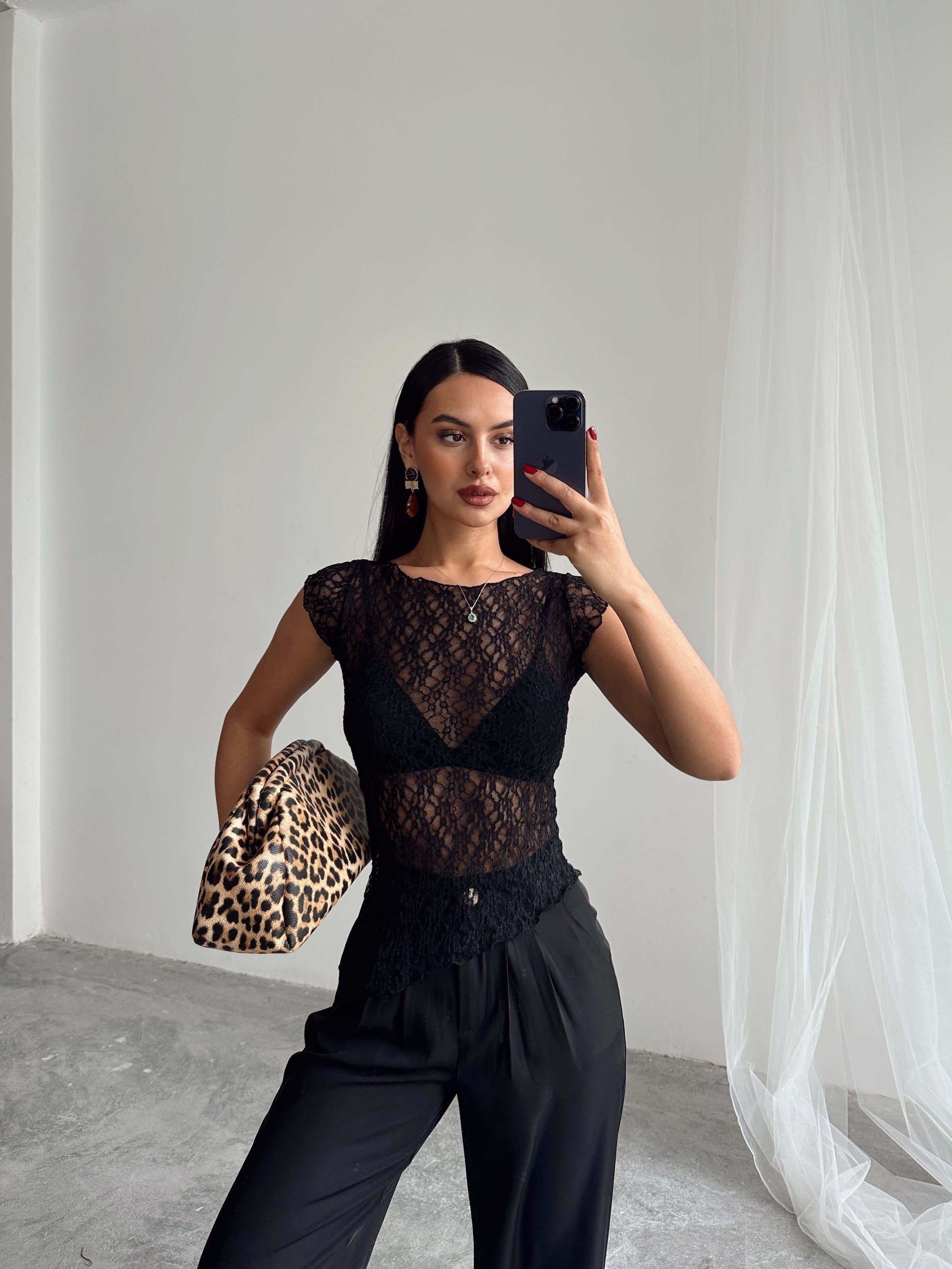Asimetrik Dantel Bluz - Black