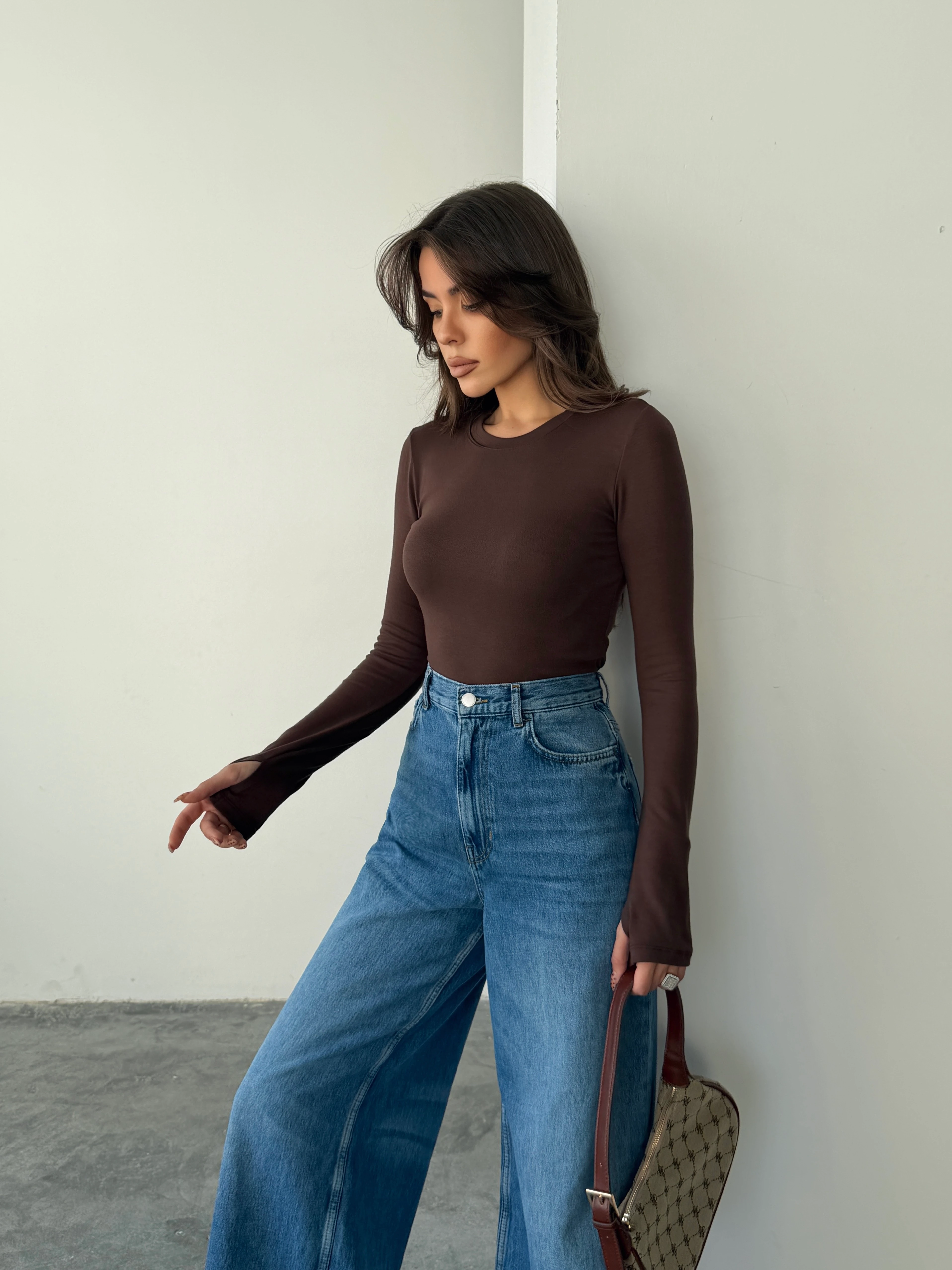 Parmak Geçirmeli Bluz