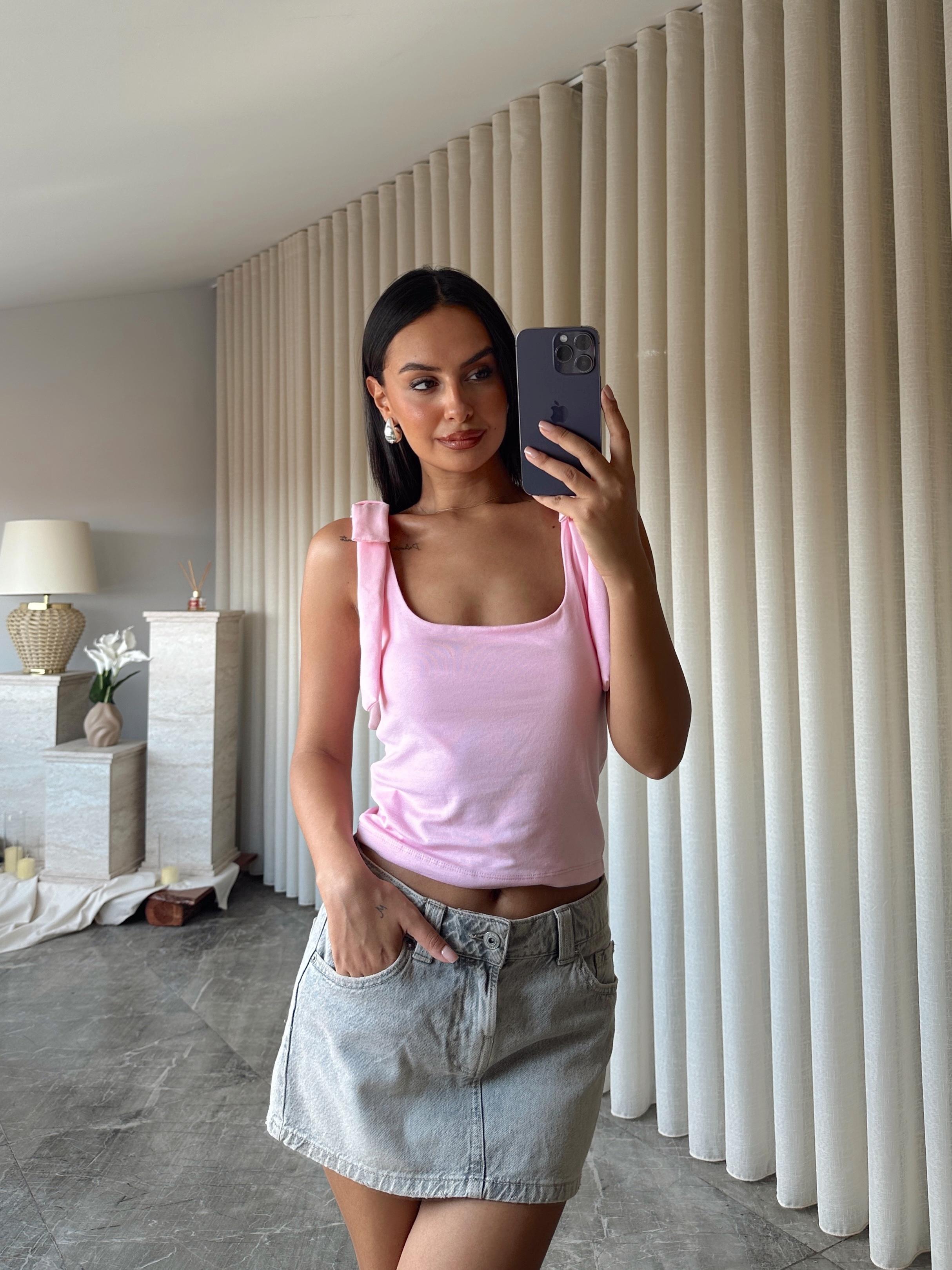 Fiyonk Detay Bluz  - Pembe