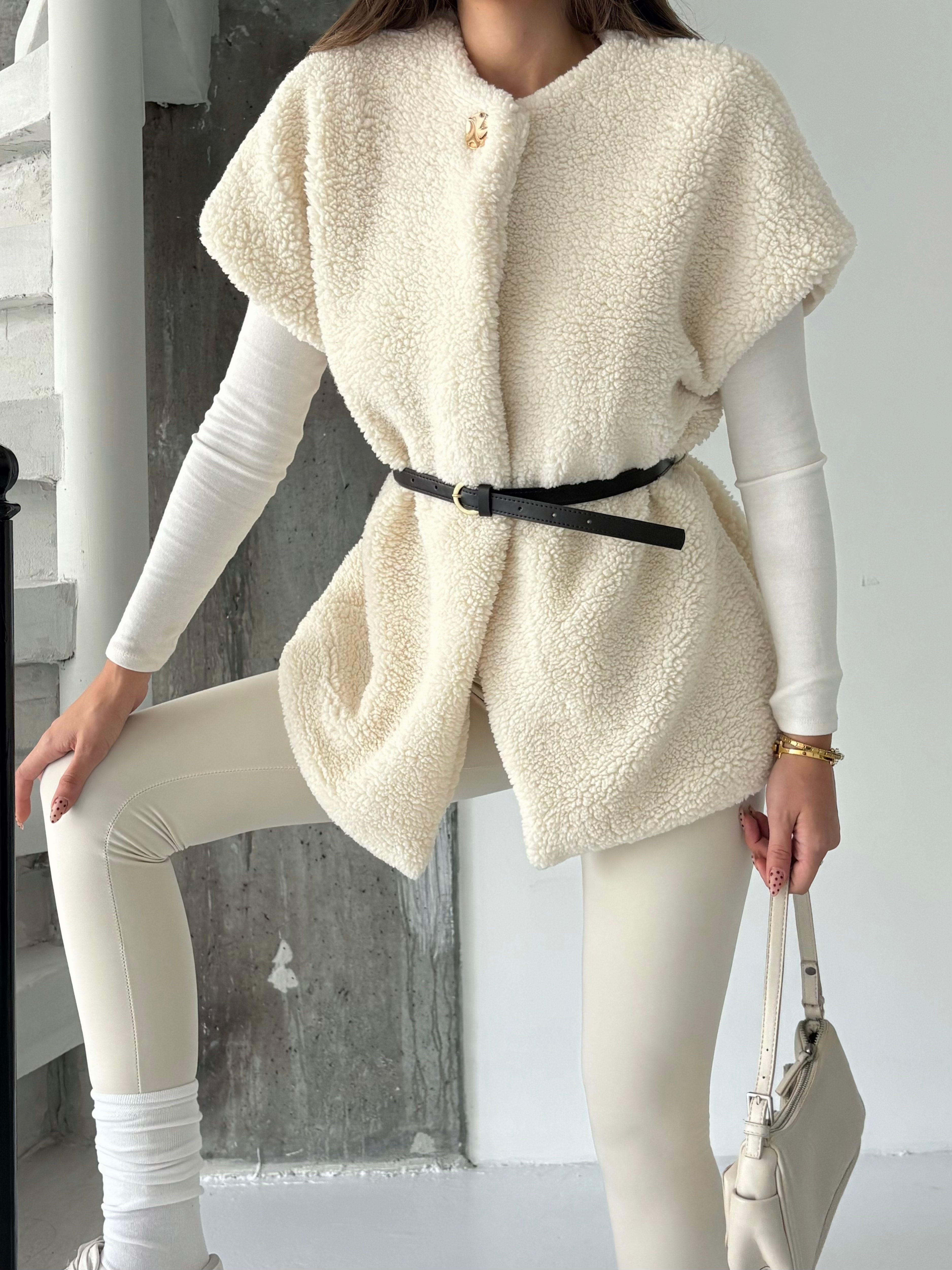 Kemerli Kürk Yelek - Ekru