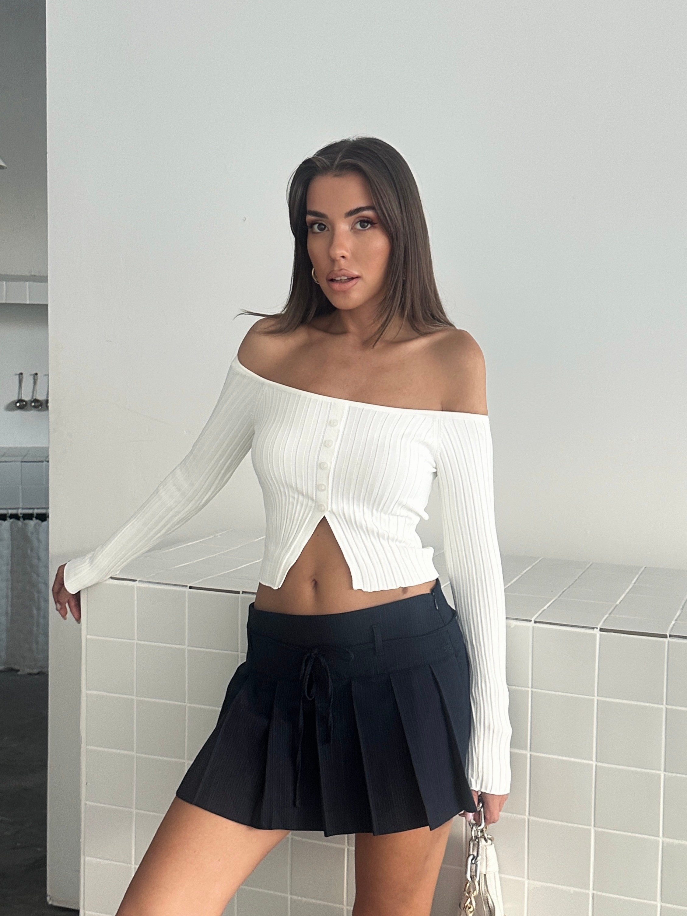 Düğme Detaylı Crop Bluz - Beyaz