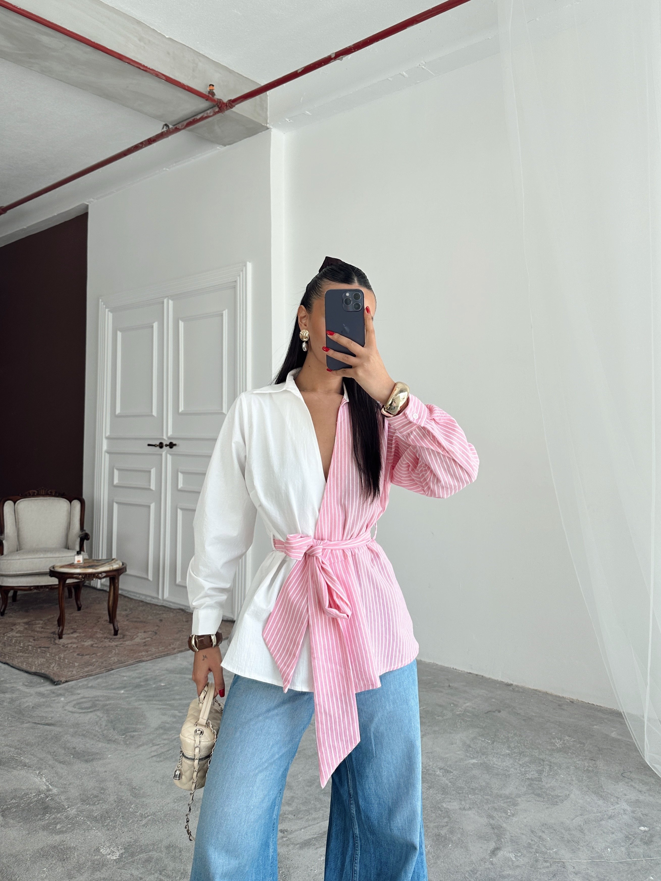 Tek Tarafı Çizgili Bağlamalı Gömlek - Pembe
