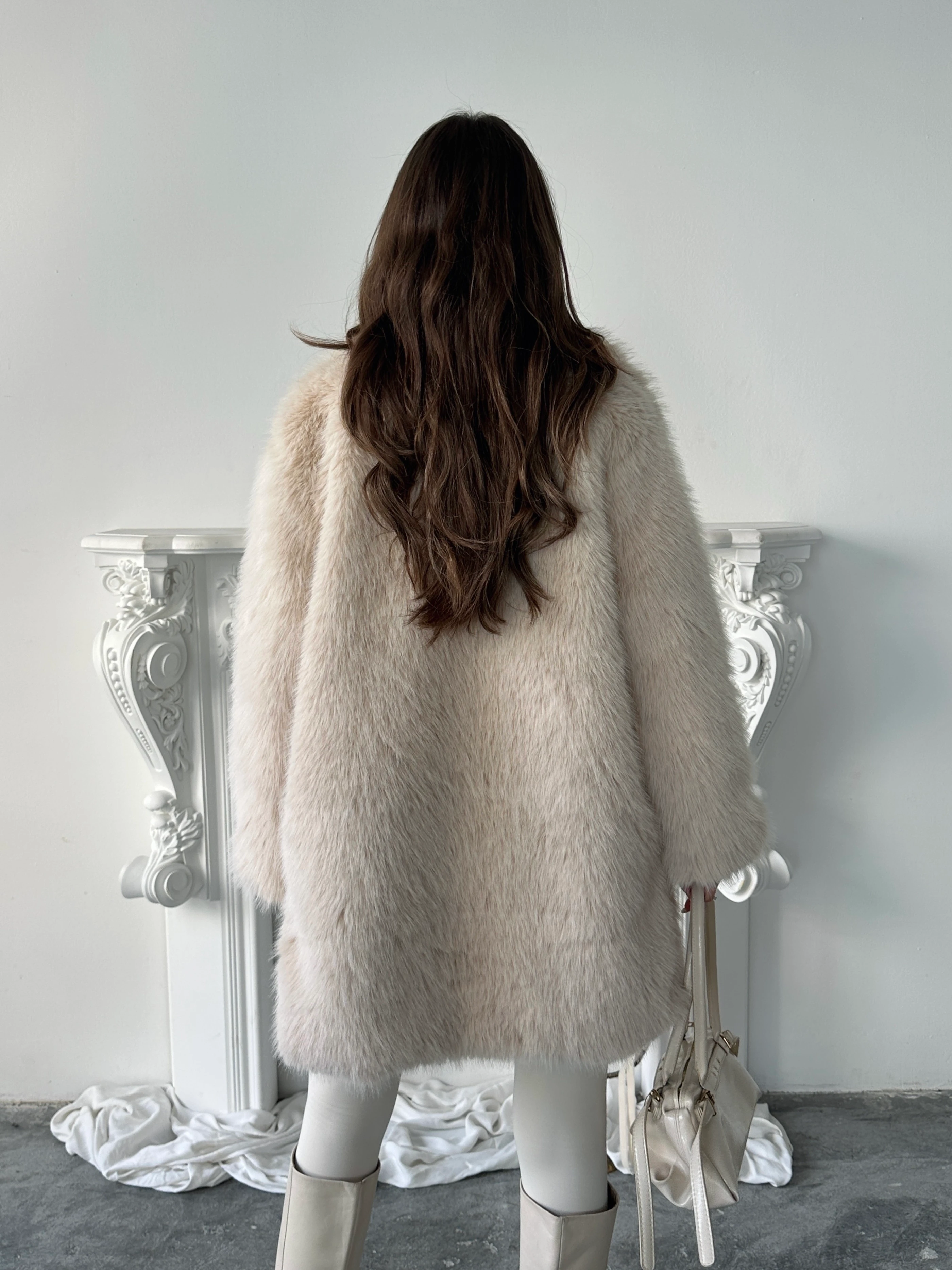 Premium Yakalı Uzun Kürk