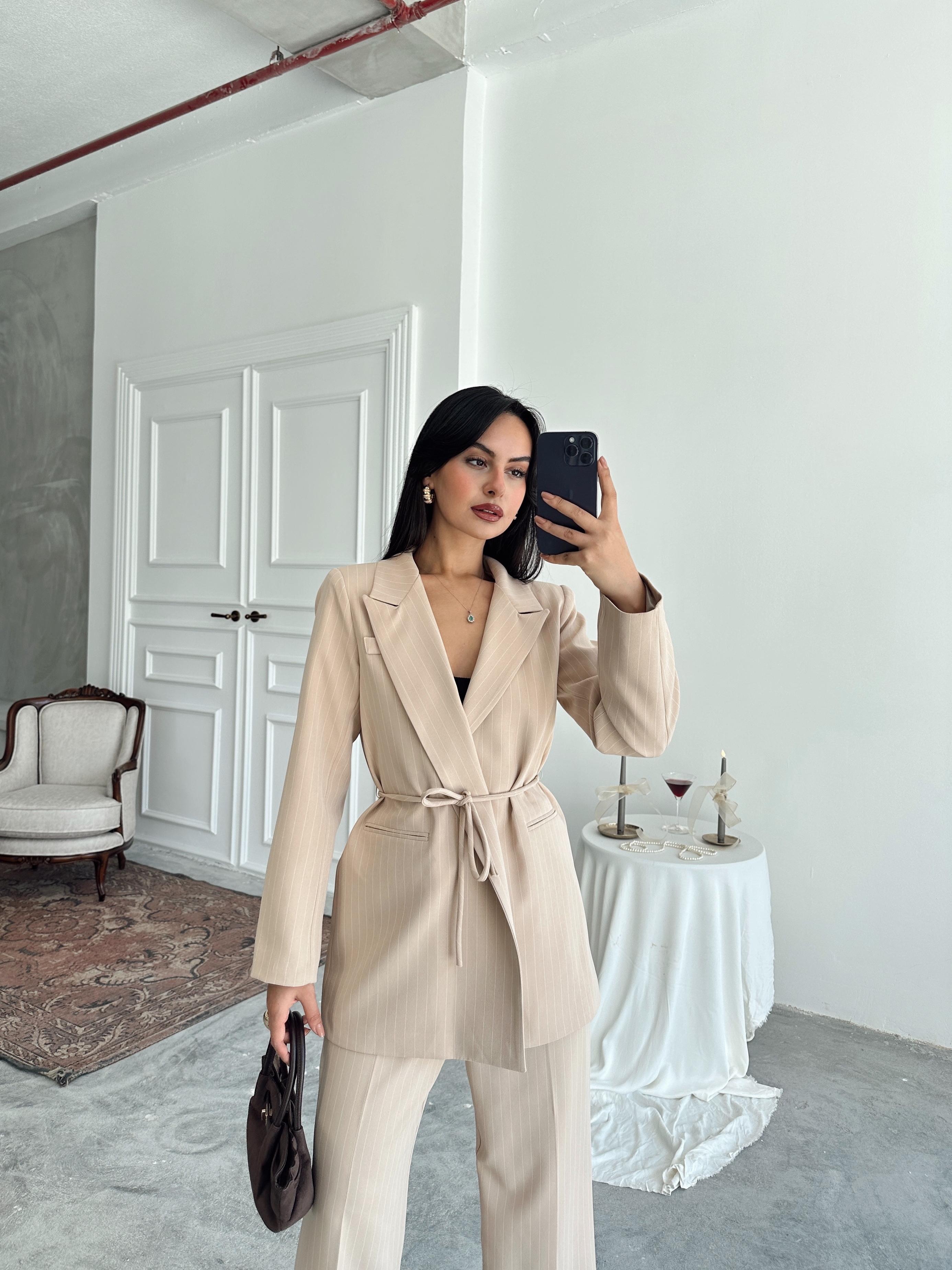 Bel Bağlama Line Blazer Ceket - Bej