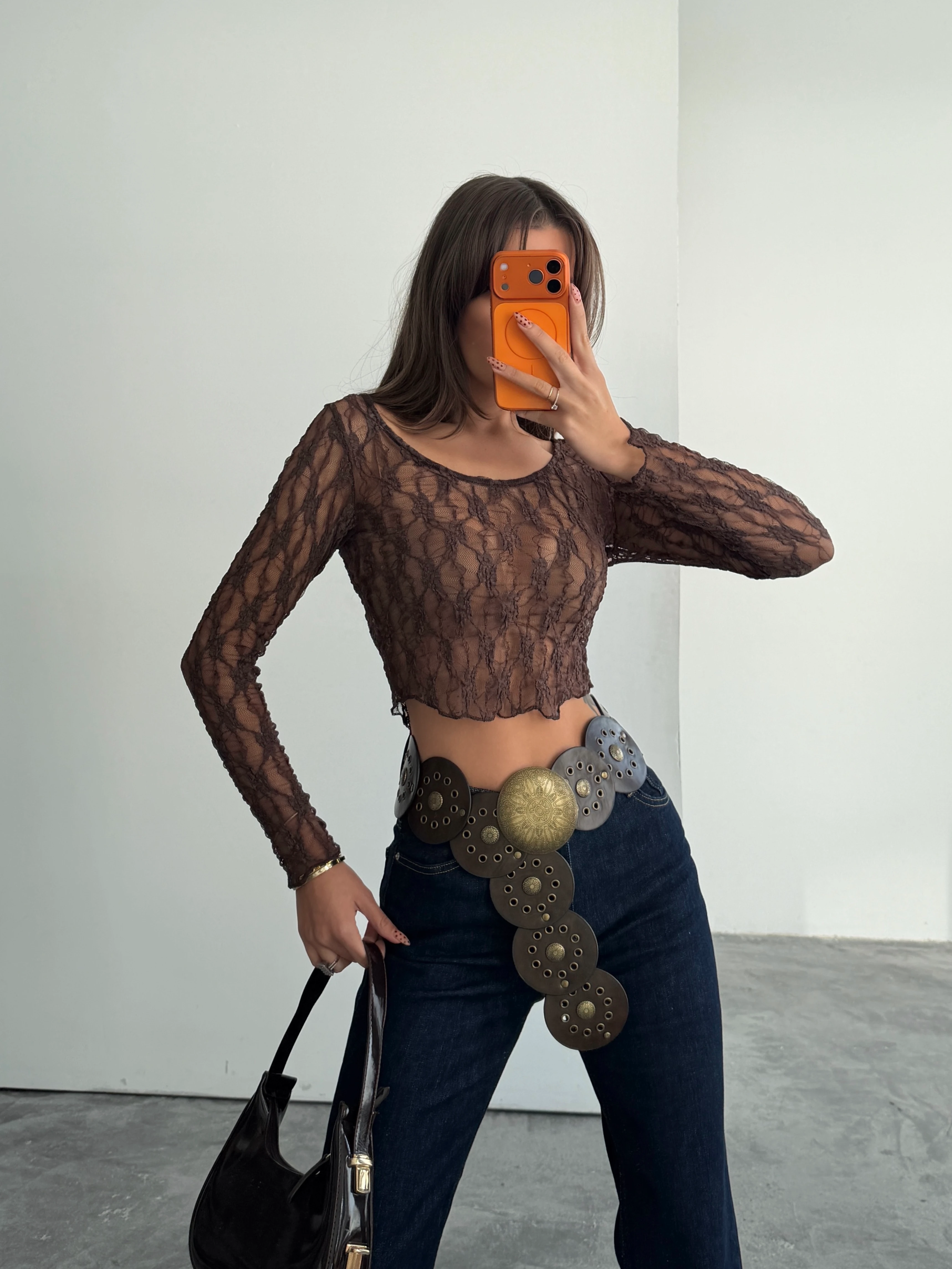 Kayık Yaka Dantel Bluz - Kahve