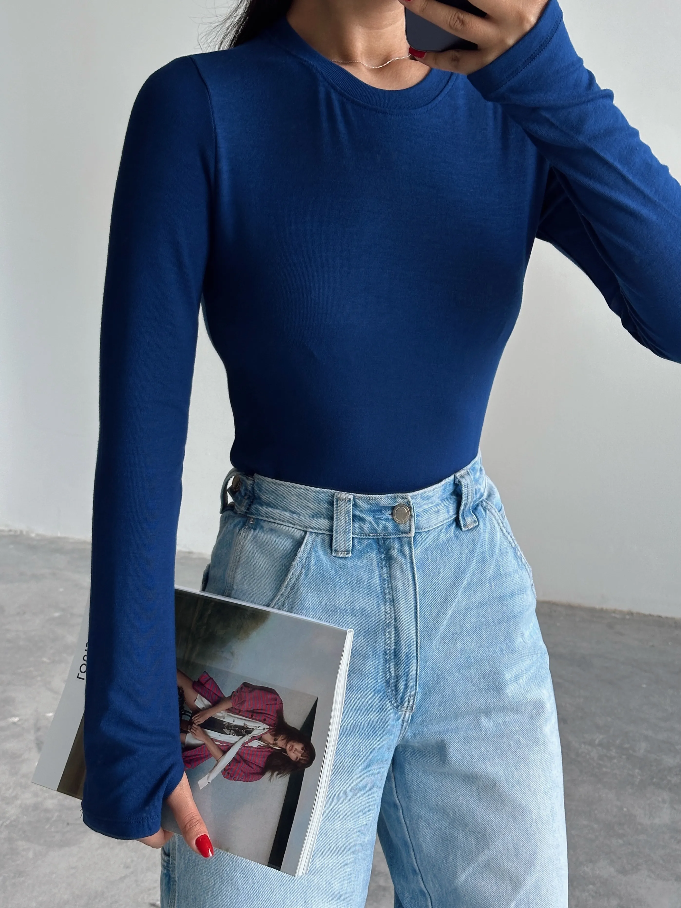 Parmak Geçirmeli Bluz