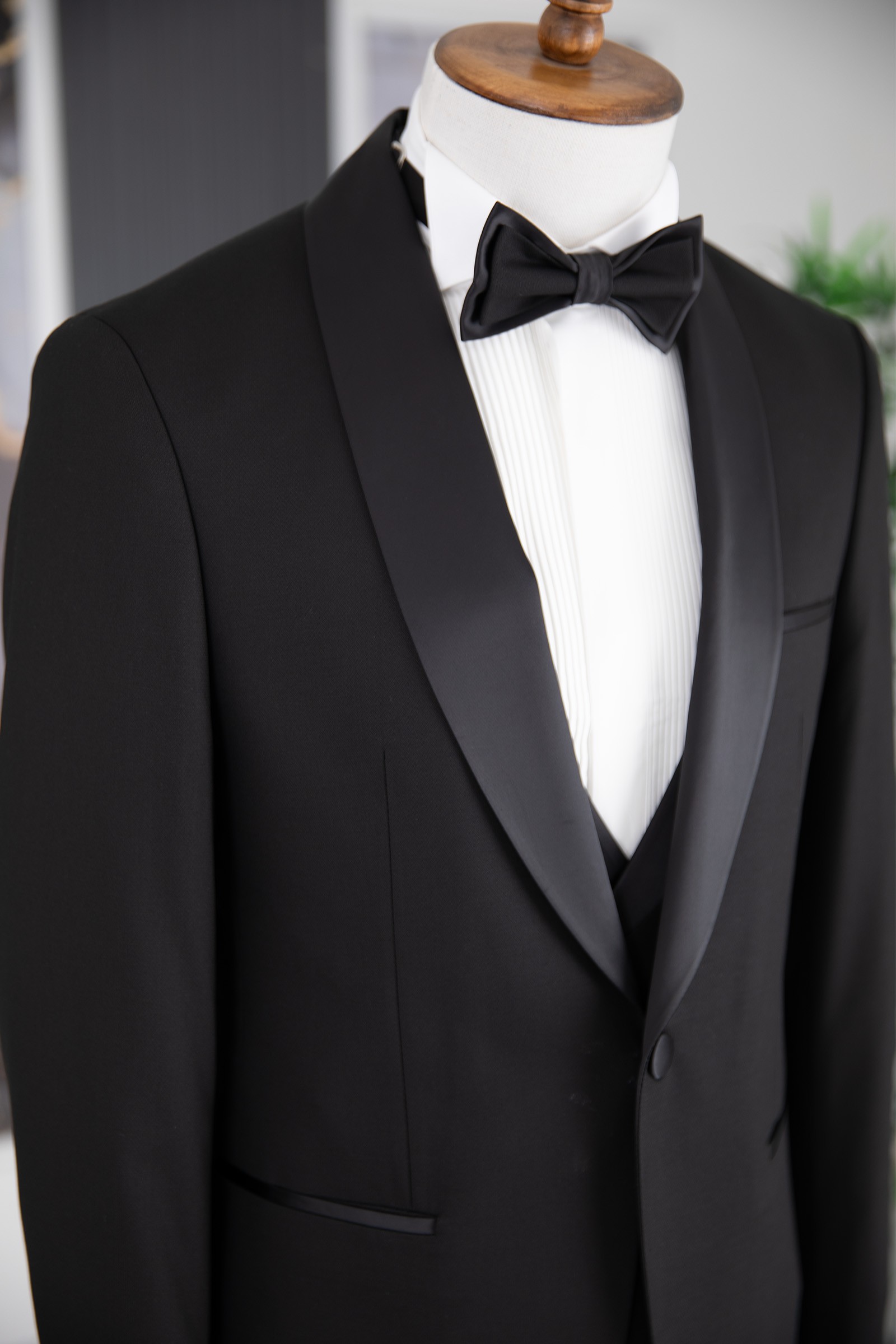 Modern Fit Şal Yaka Kruvaze Yelekli Smokin