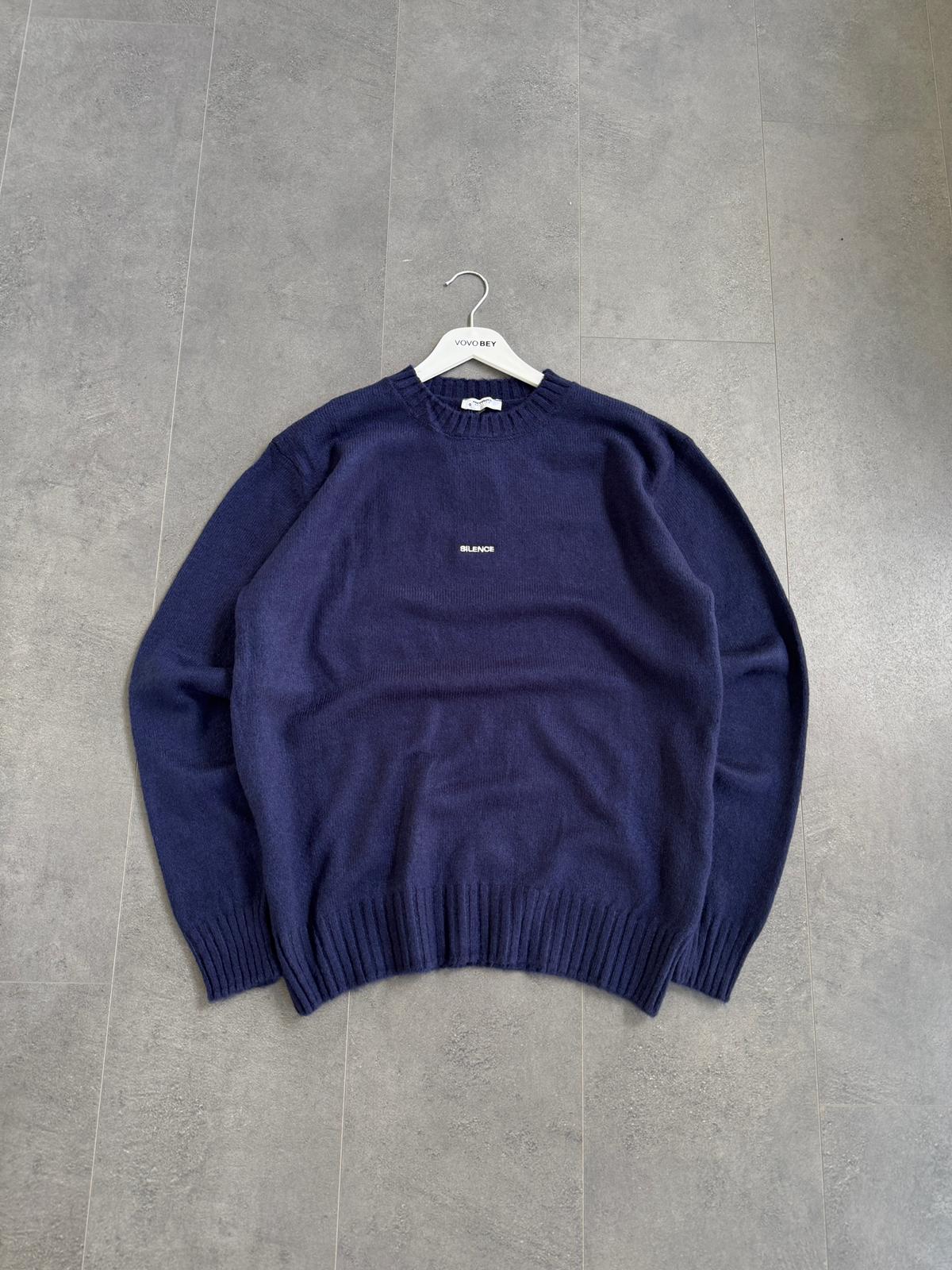 Silence Nakışlı Standart Kalıp Sakallı Kumaş Triko (VV379) - Lacivert