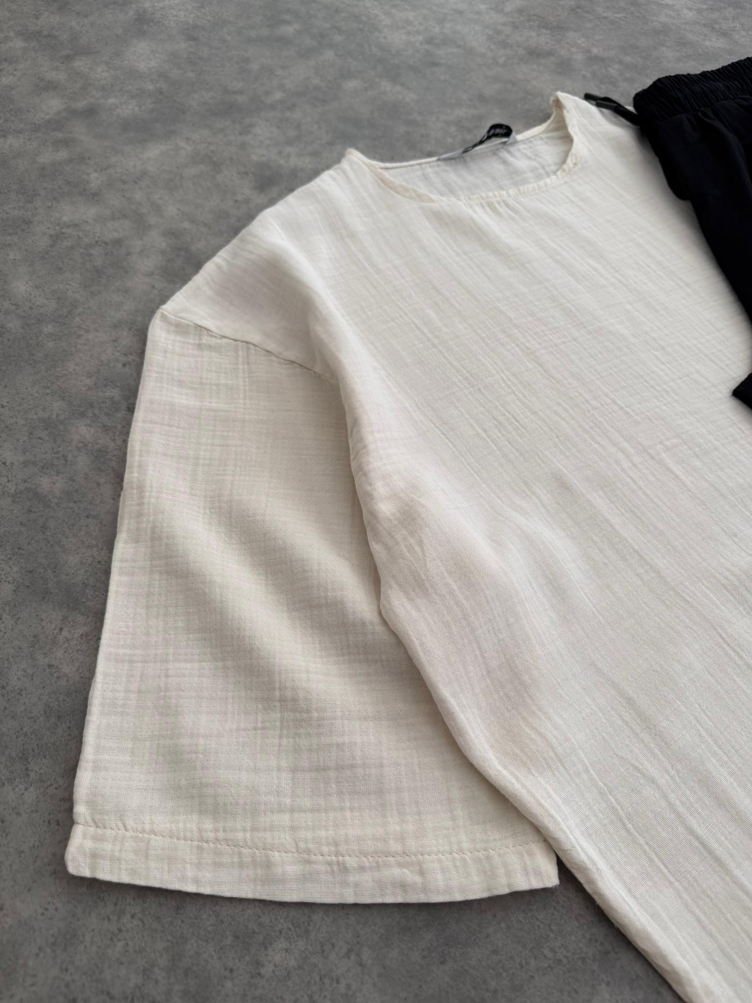 Ekru Oversize Fakir Kol Muslin Keten Tişört & Siyah Giesto Baggy Kalıp Keten Pantolon (VV342)