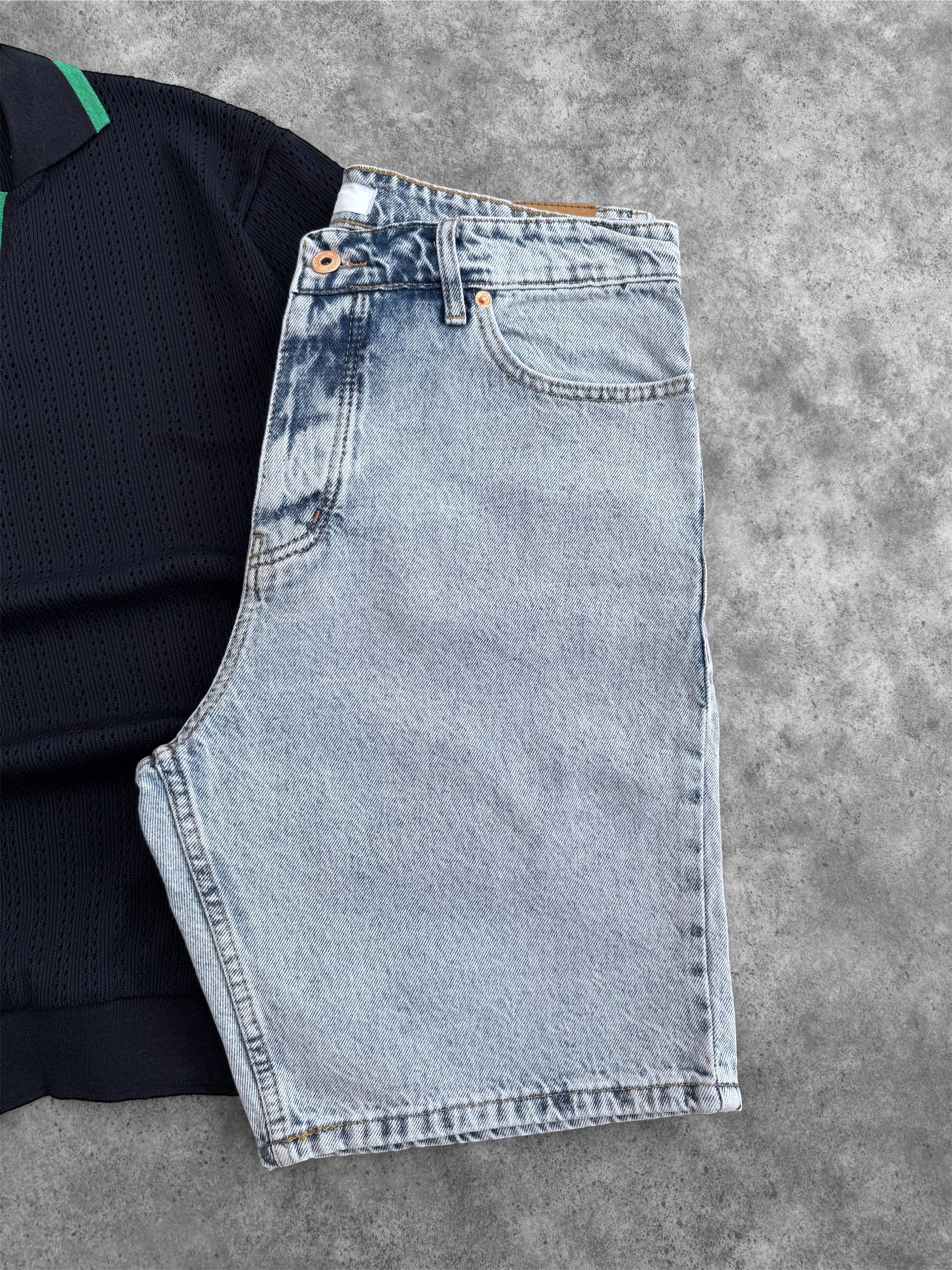 Pamuklu Oversize Örme Tişört & Buz Mavi Kot Şort (VV336)