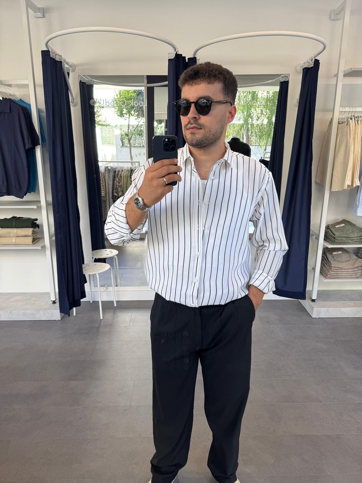 Beyaz Çizgili Oversize Tensel Gömlek (VV367)