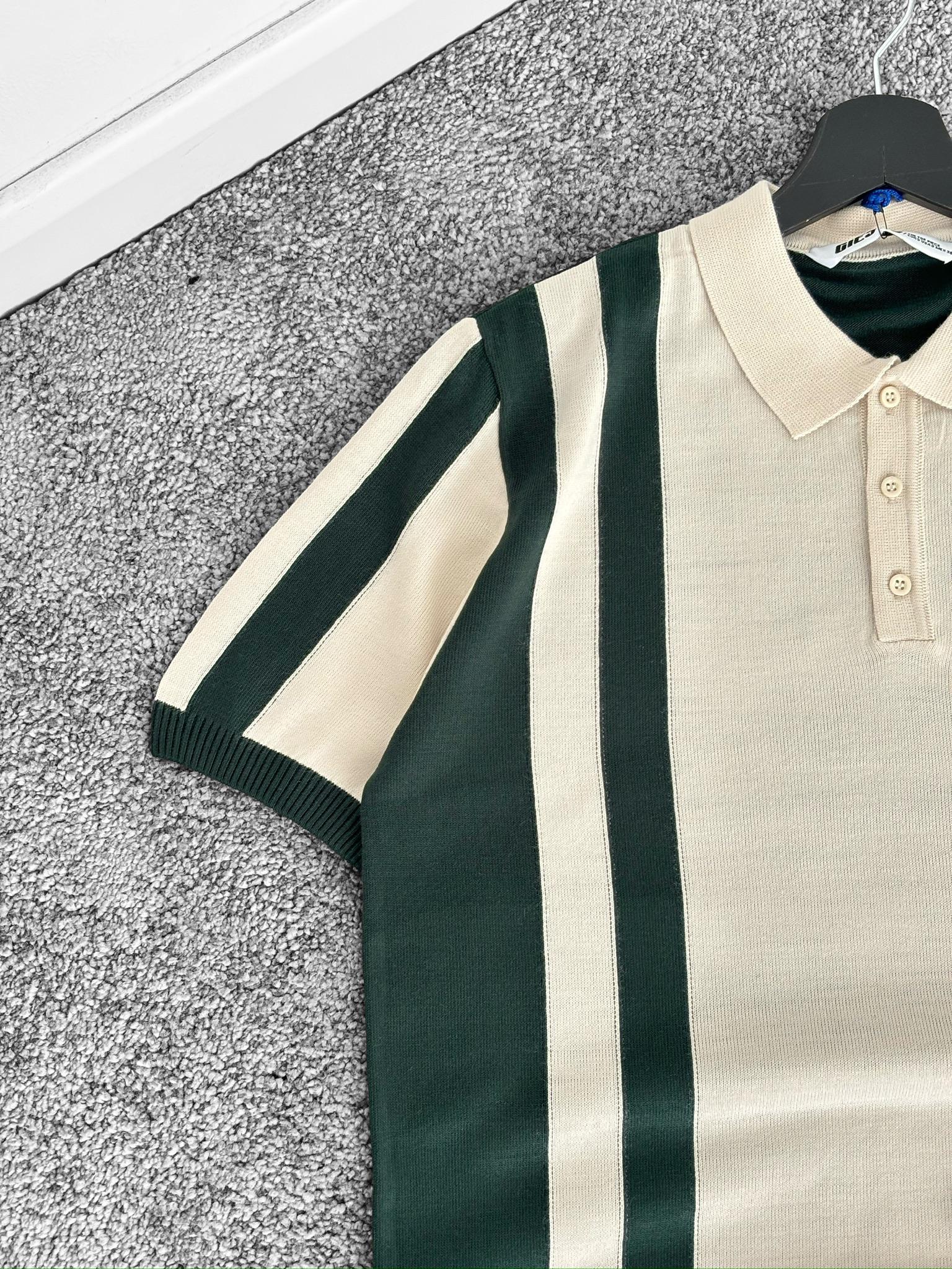 Yeşil Şeritli Triko Tişört