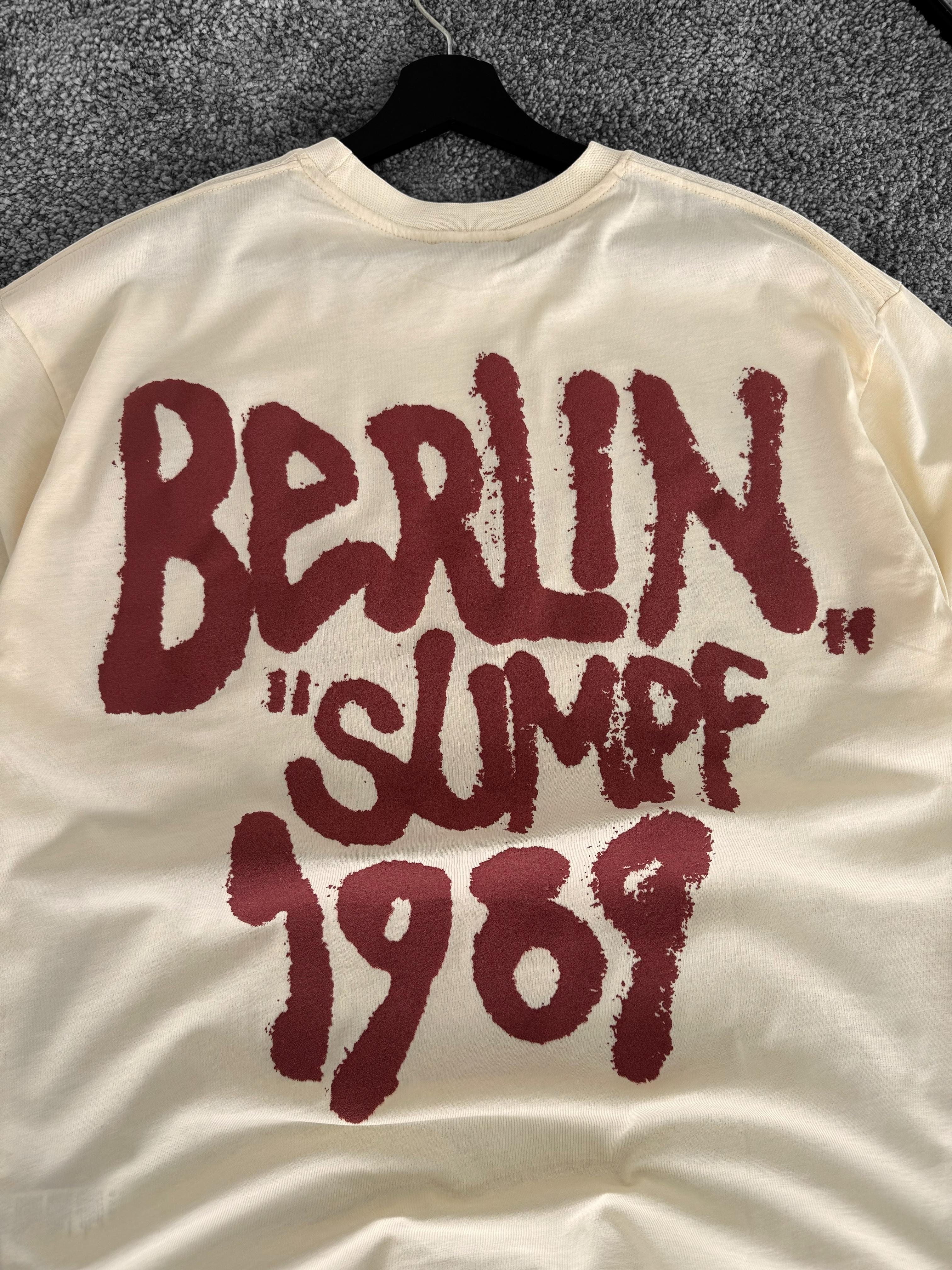Berlin Baskılı Oversize Tişört (VV226) - Bej