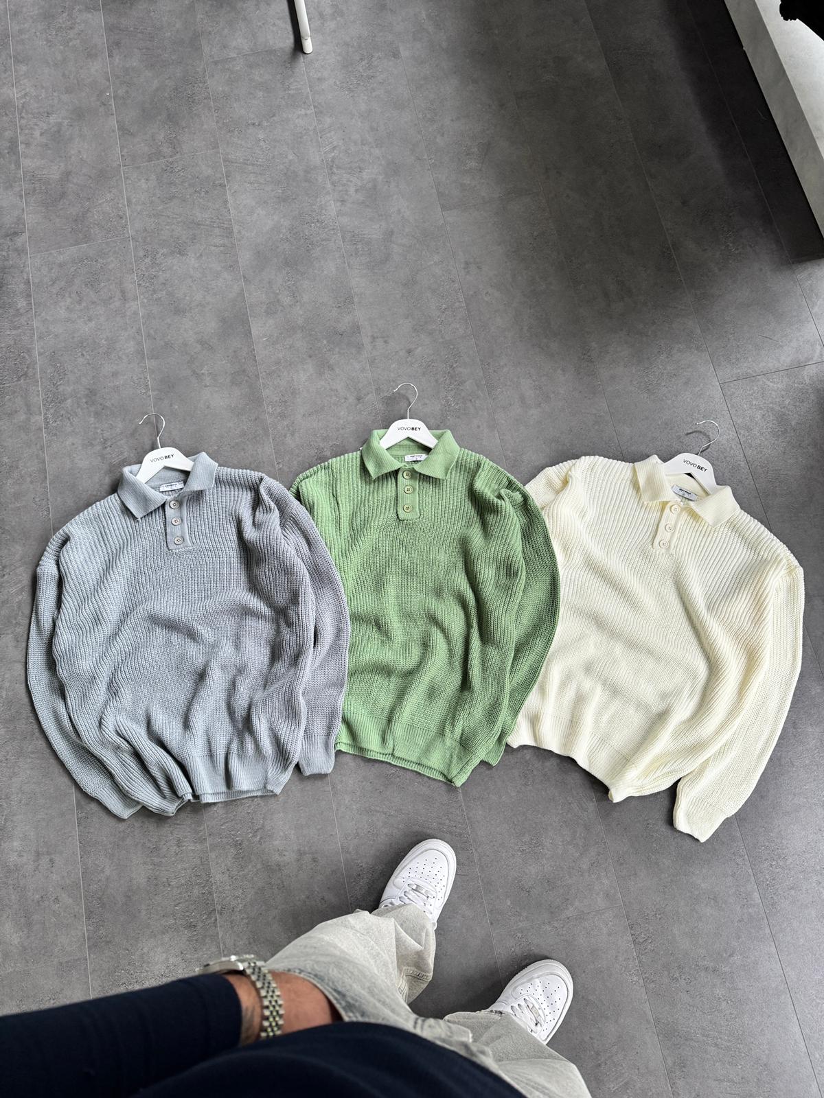 Üç Düğmeli Oversize Triko Kazak (VV401)