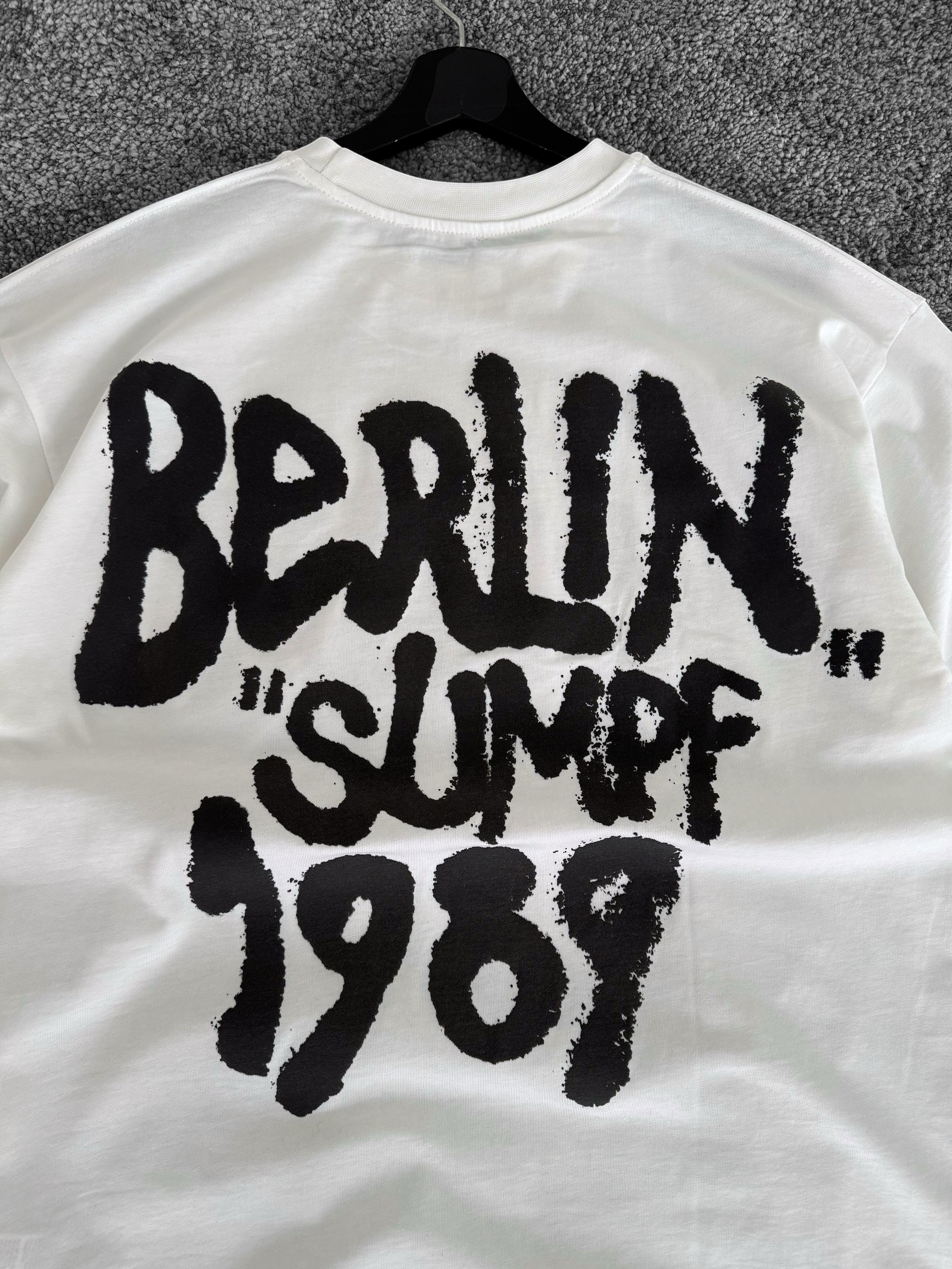 Berlin Baskılı Oversize Tişört (VV226) - Beyaz