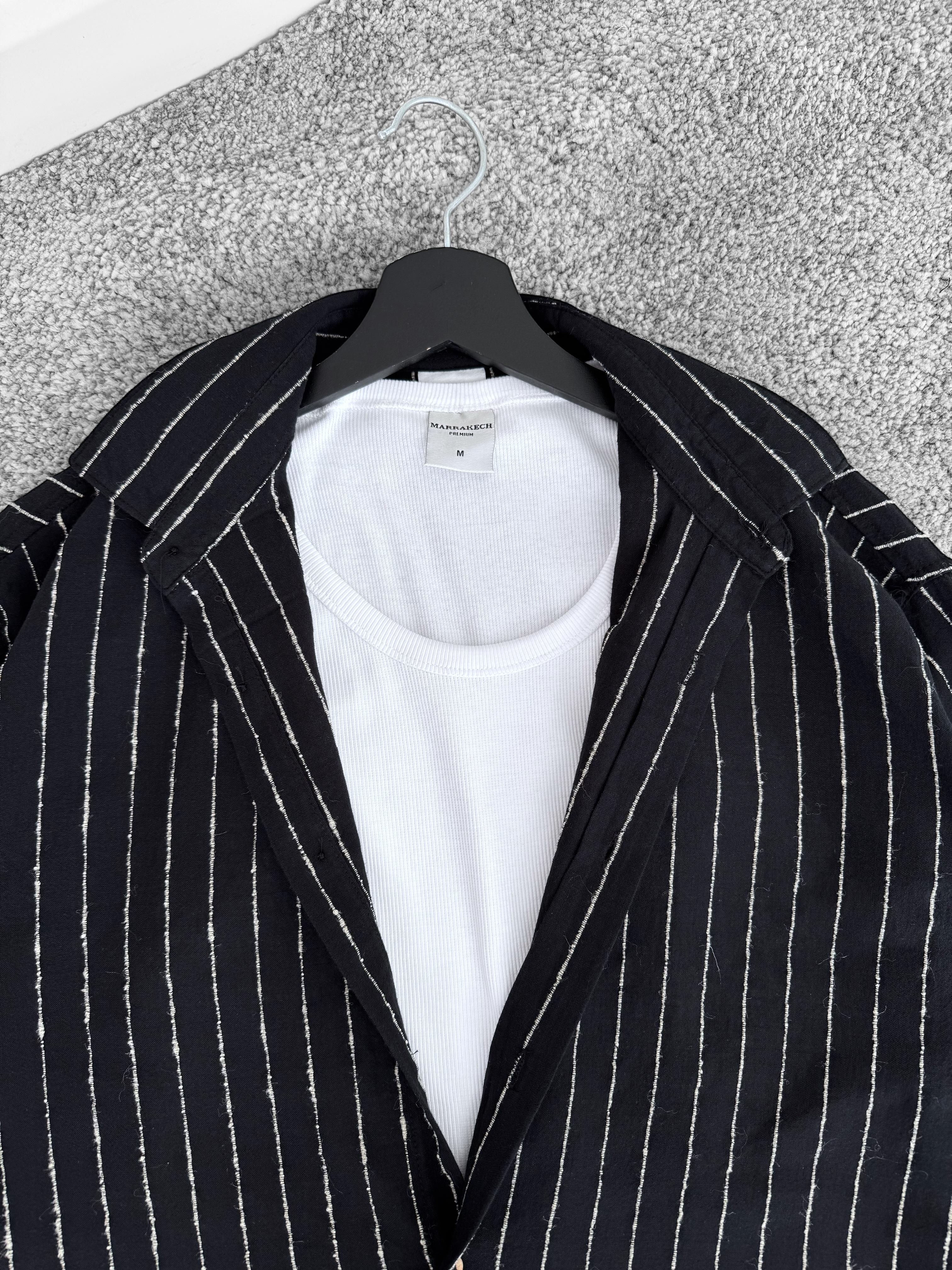 Çizgili Oversize Keten Gömlek & Siyah Kumaş Pantolon (VV335)