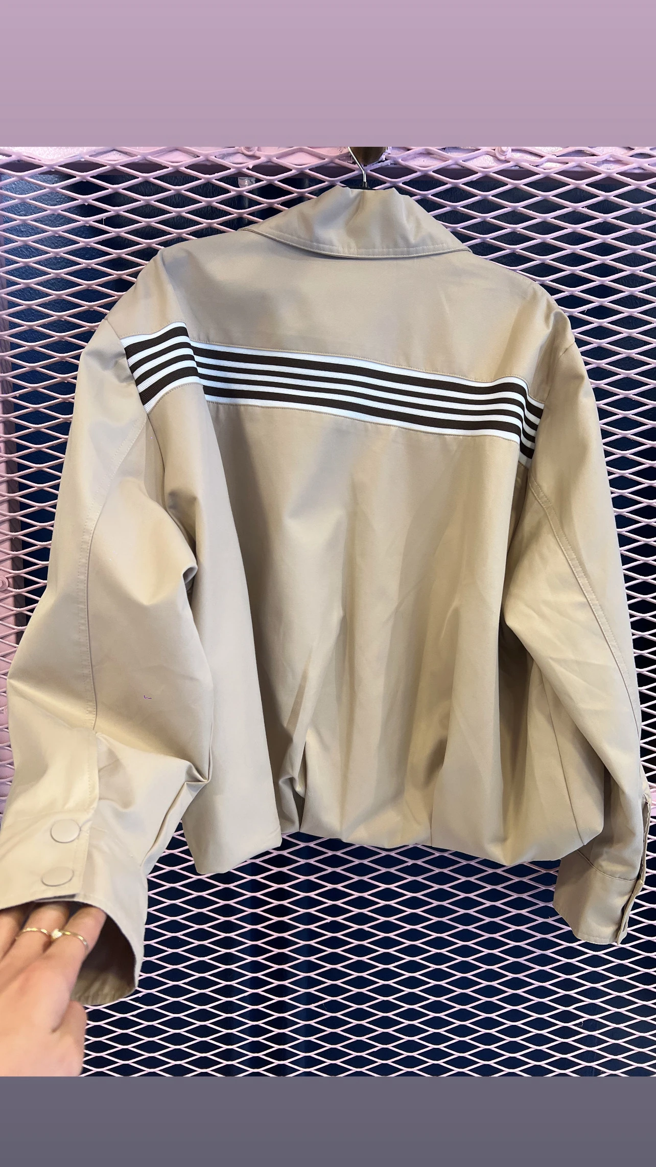 Bej Renk Şerit Detay Bomber Ceket