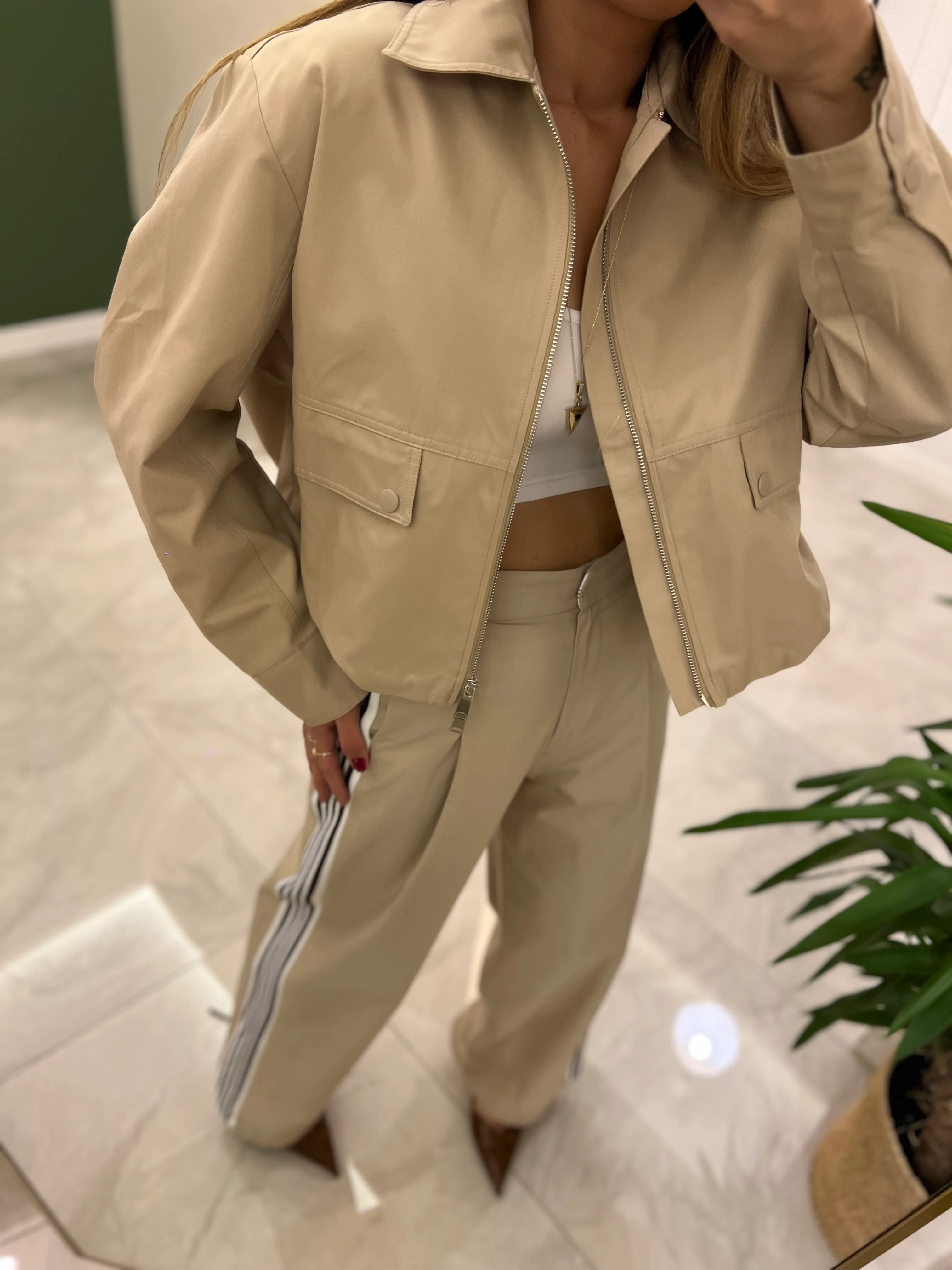 Bej Renk Şerit Detay Bomber Ceket