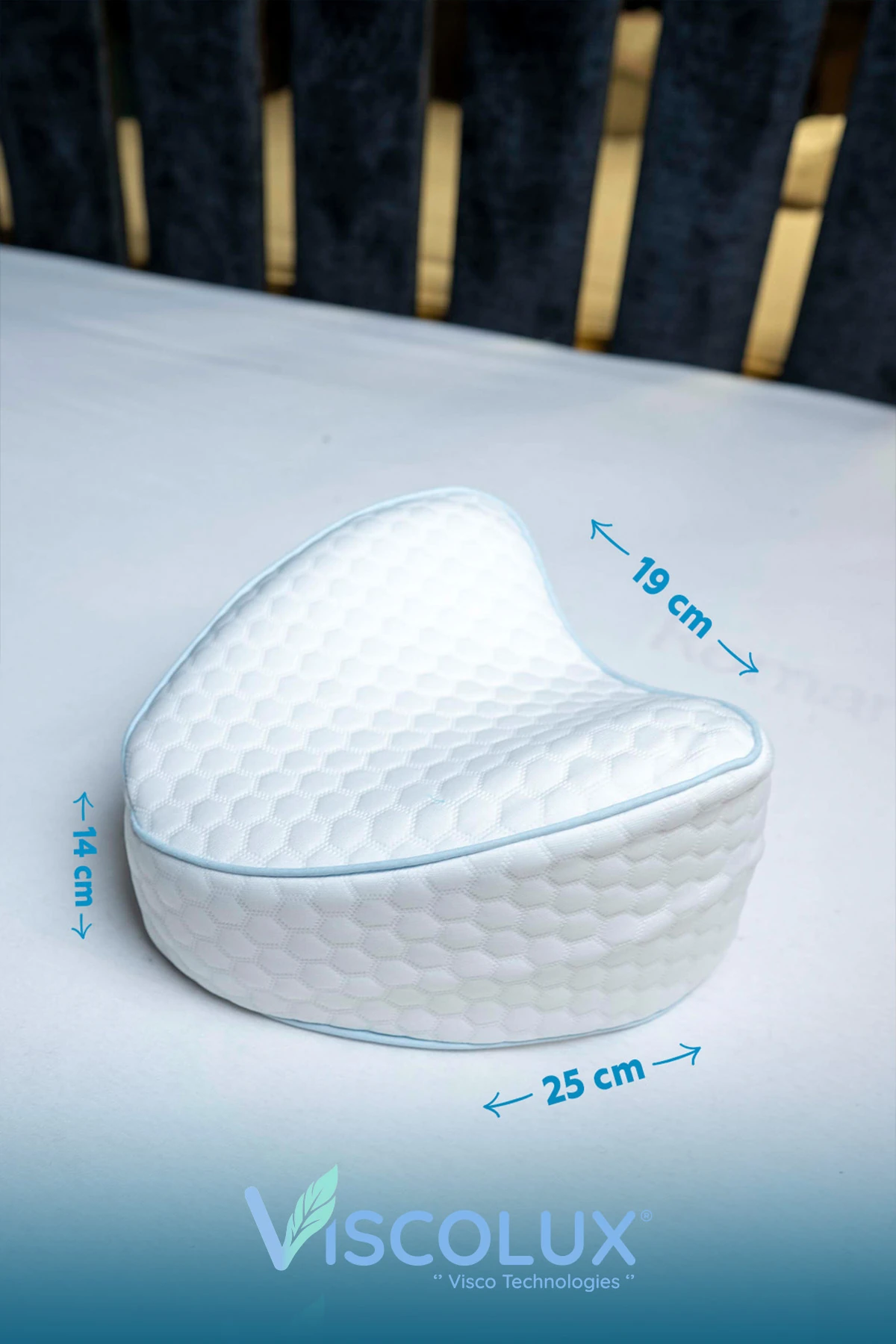 Diz Arası Ortopedik Yastık - V Model Diz Arası Yastık Visco Yastık Mavi 25x25x15