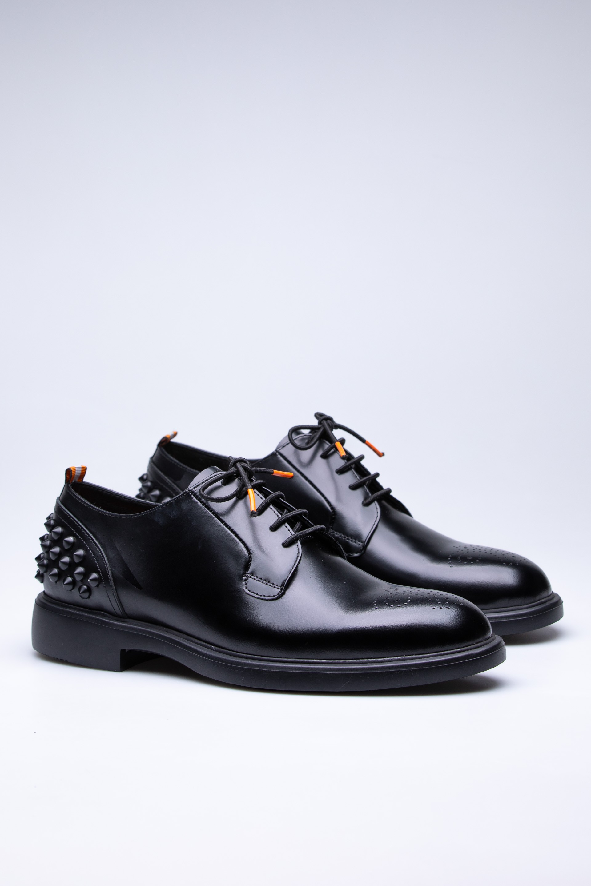 BLACK SPIKE