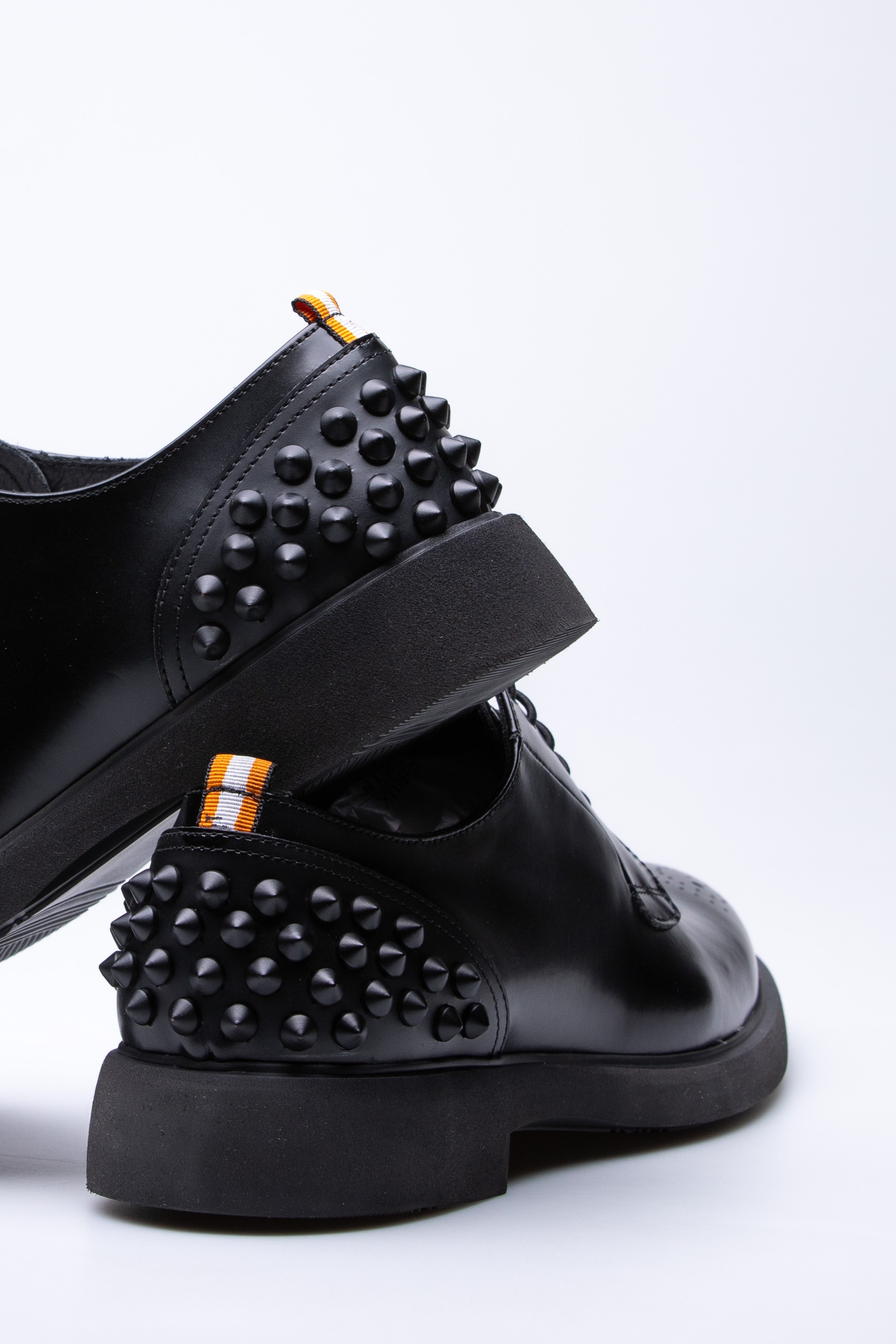 BLACK SPIKE