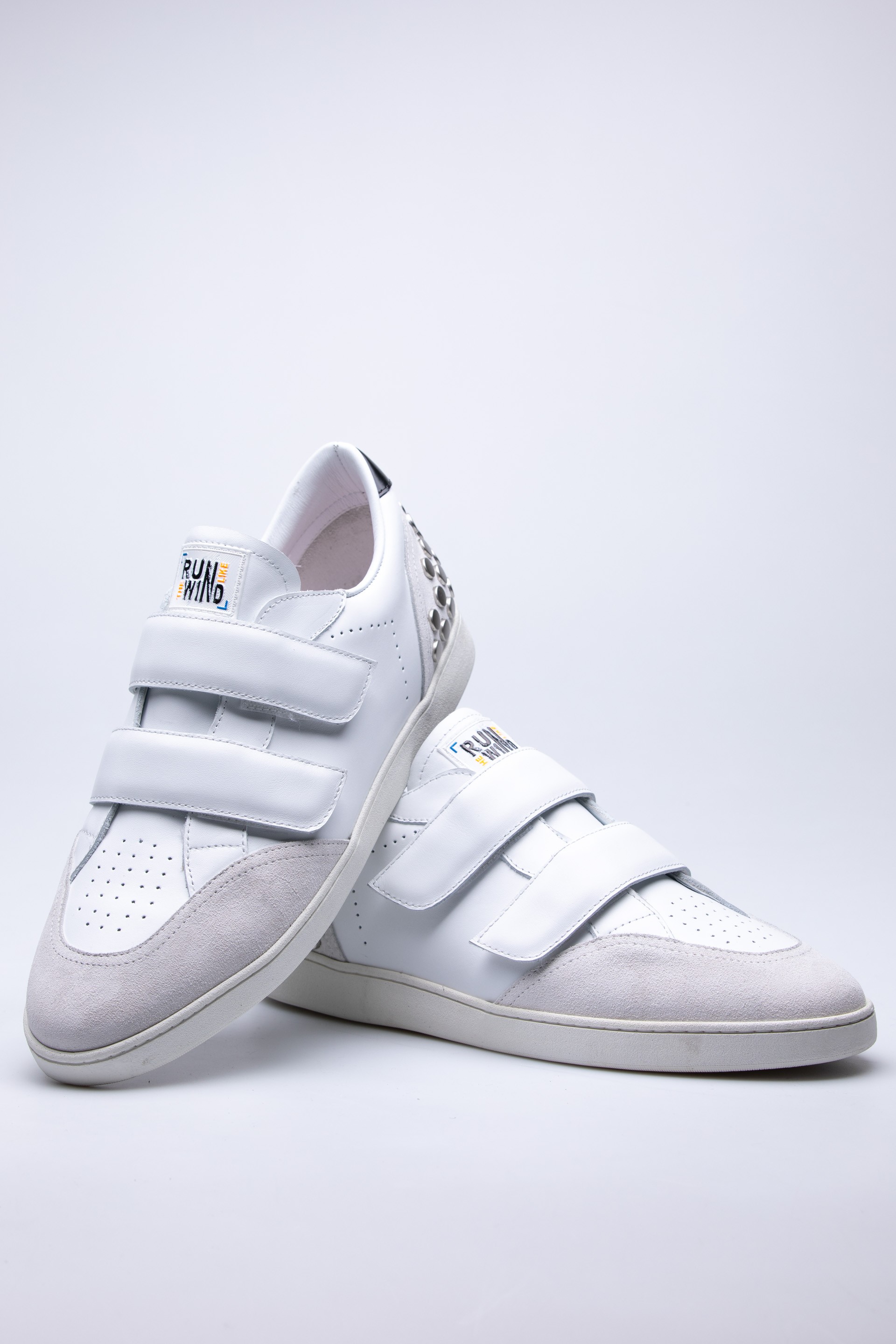 WHITE SANDY