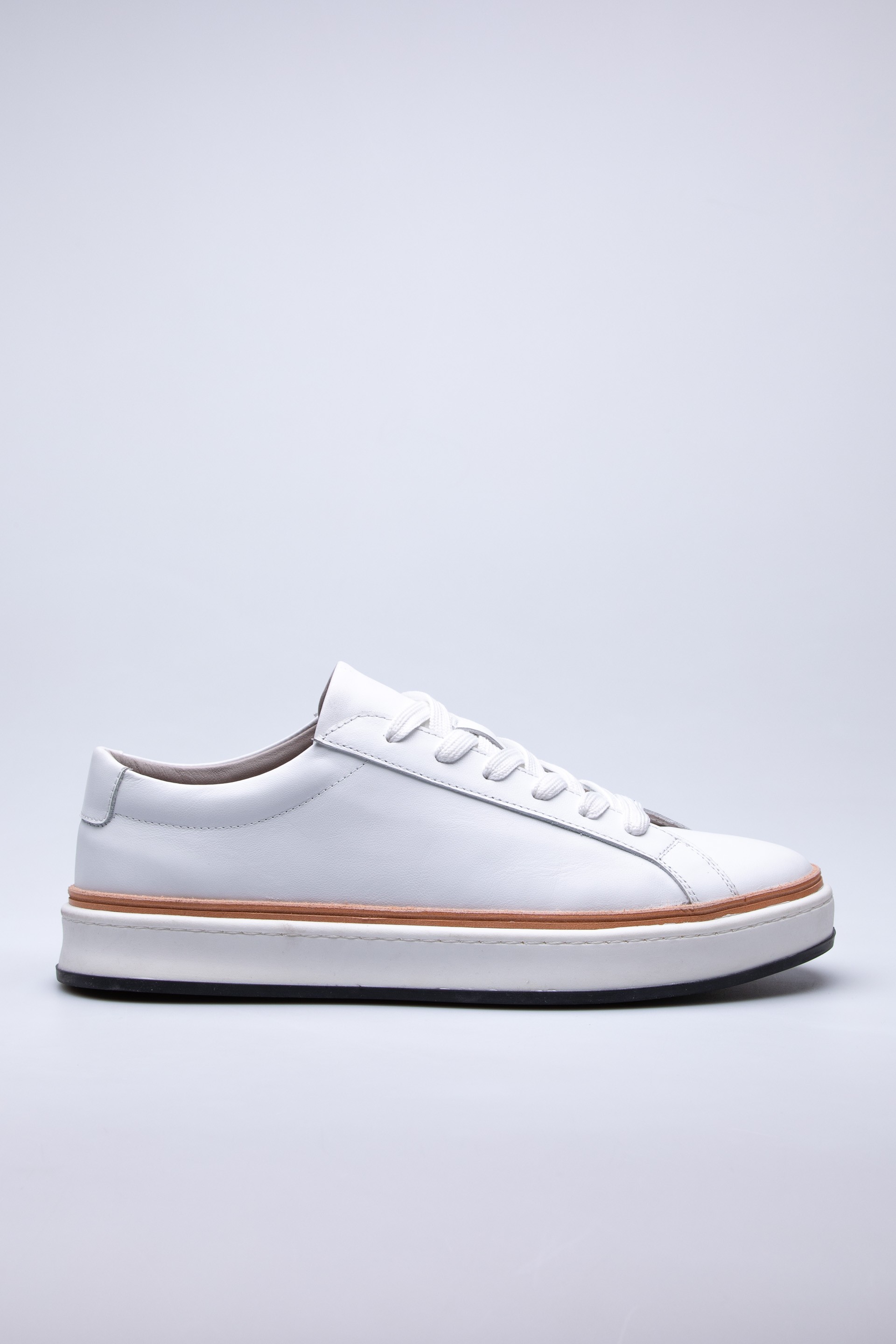WHITE LIEBE
