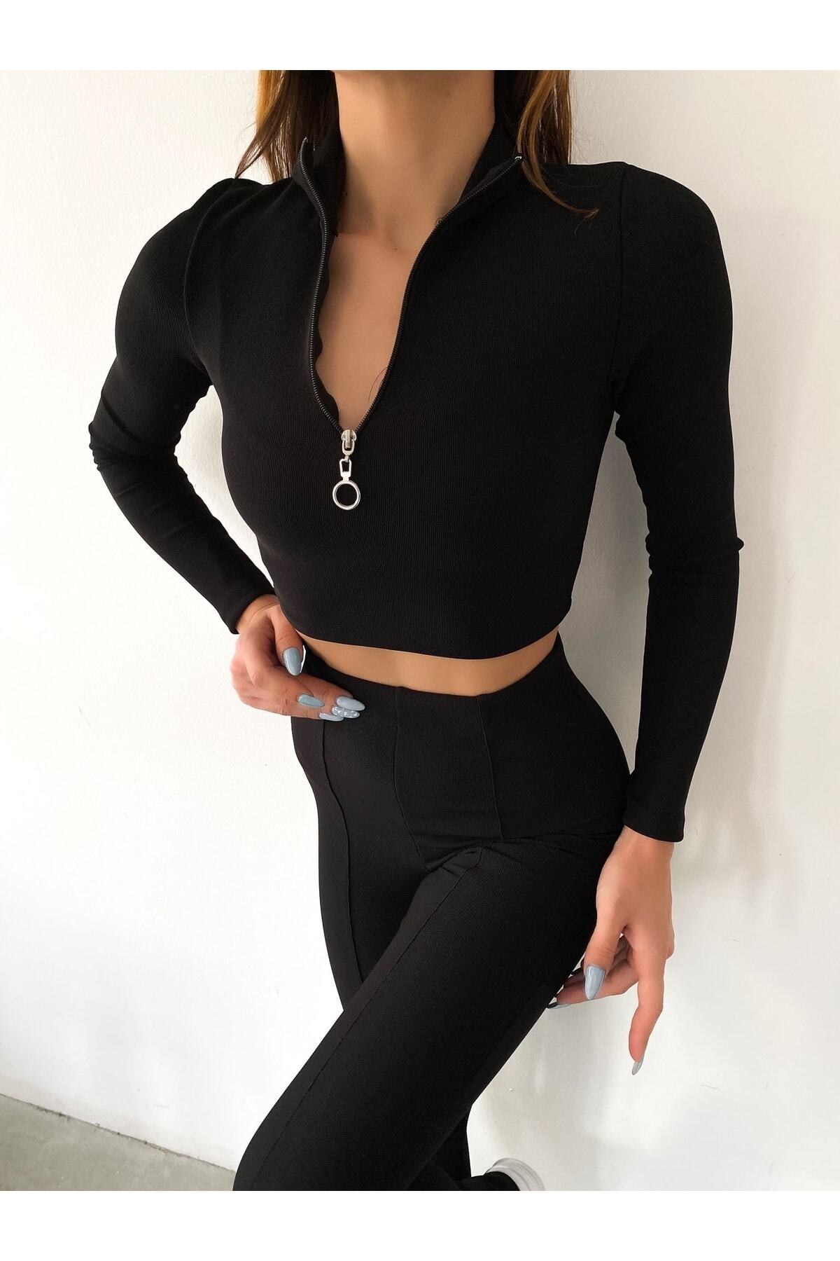 Kadın Siyah Yarım Balıkçı Yaka Önü Fermuarlı Slim Fit Crop Body