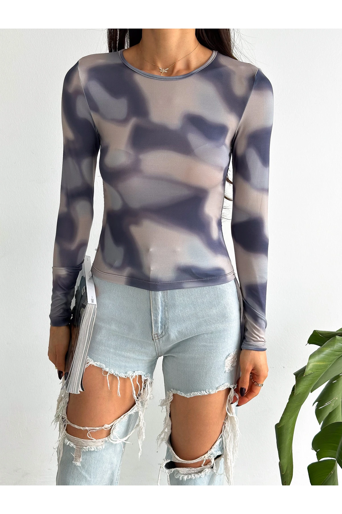 Kadın Yanı Büzgülü Biyeli Dijital Baskılı Bisiklet Yaka Bluz