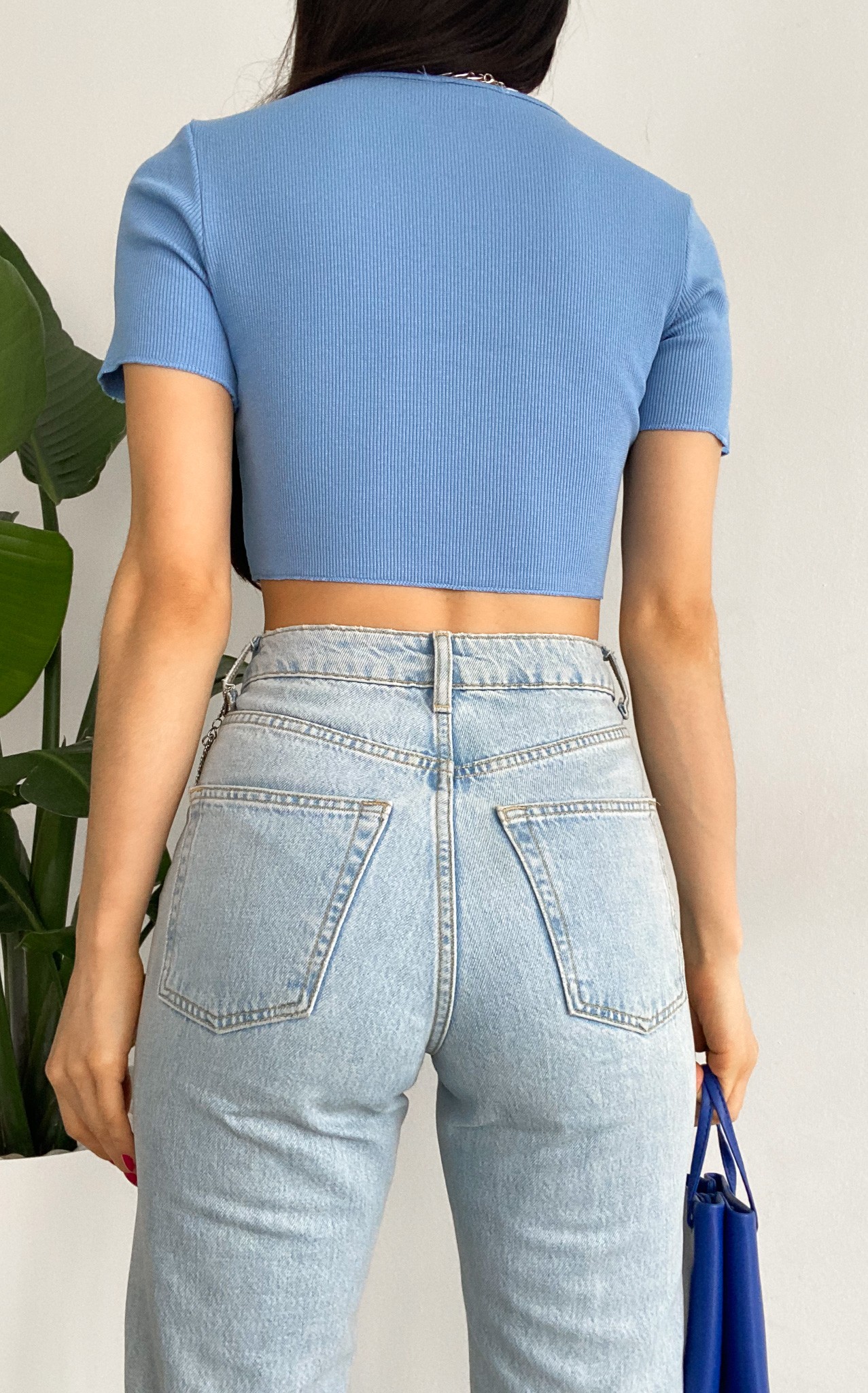 Ters Dikiş Kısa Kolu Fermuarlı Crop Body