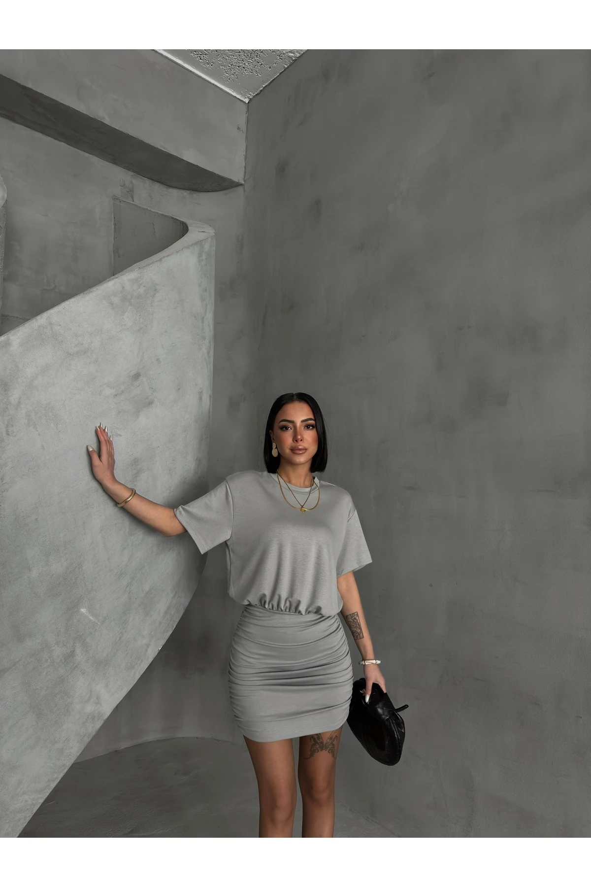 Kadın Büzgülü Bisiklet Yaka Kısa Kol Modal Kumaş Elbise