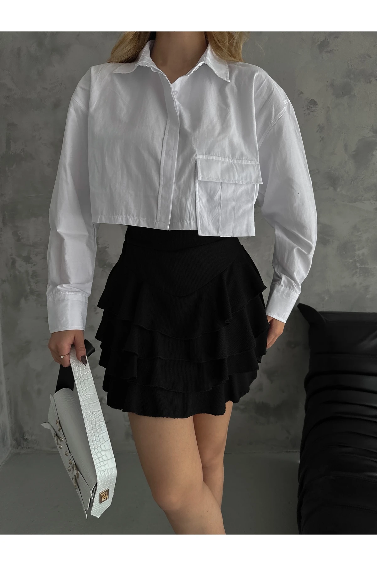 Kadın Beyaz Uzun Kol Cepli Crop Gömlek