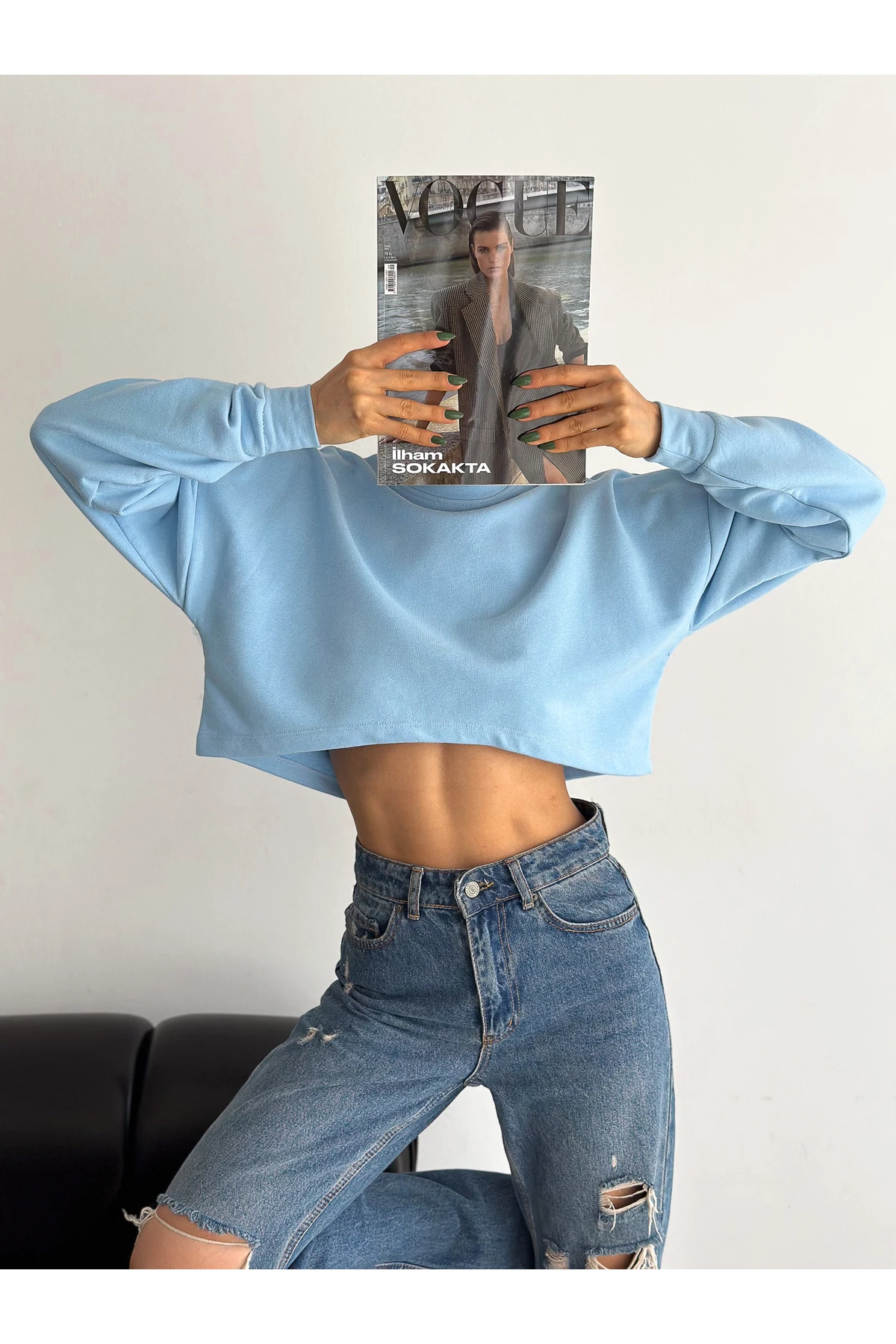 Kadın Bisiklet Yaka Basic Oversize Üç İplik Crop Sweatshirt
