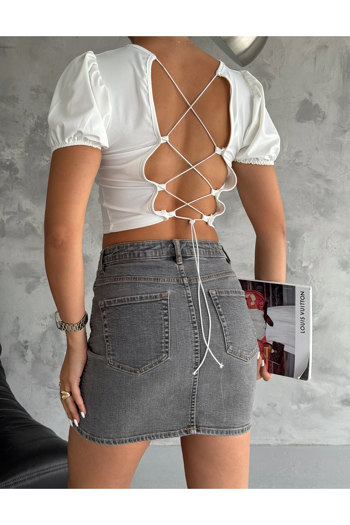 Kadın Sırtı Bağlamalı Dalgıç Kumaş Crop Bluz