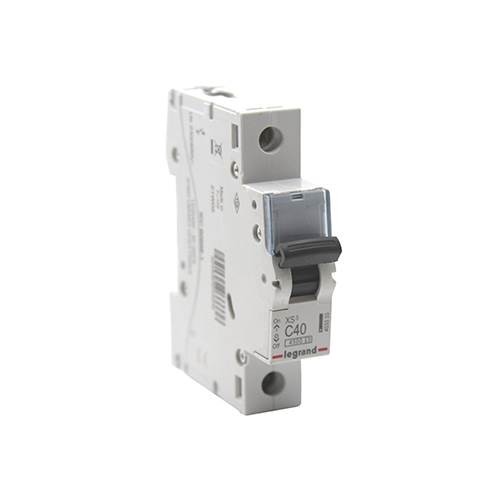 Legrand 1x40A 4,5kA C Tipi Otomatik Sigorta XS3 LR 403333