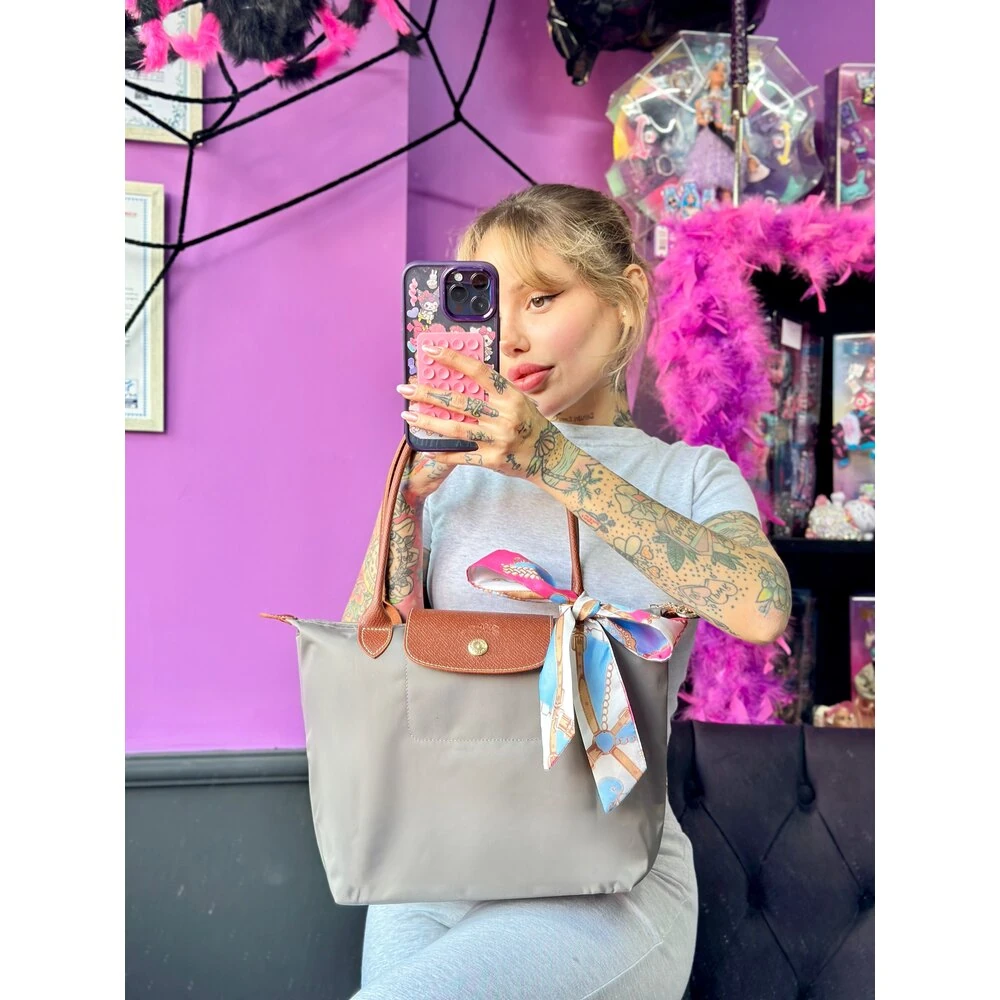 LC 2 numara açık gri