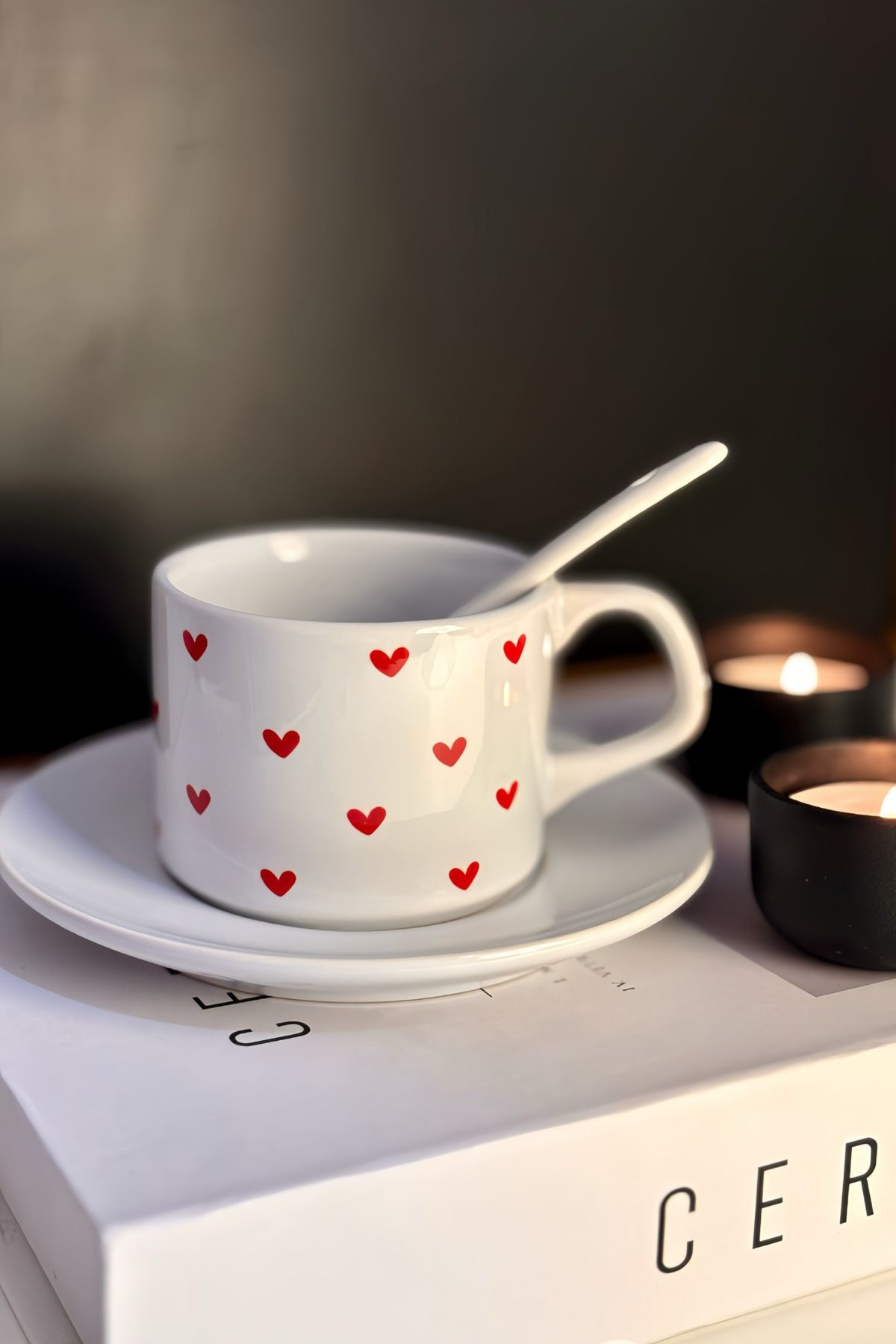 Heart Kalp Desenli Kaşıklı Fincan