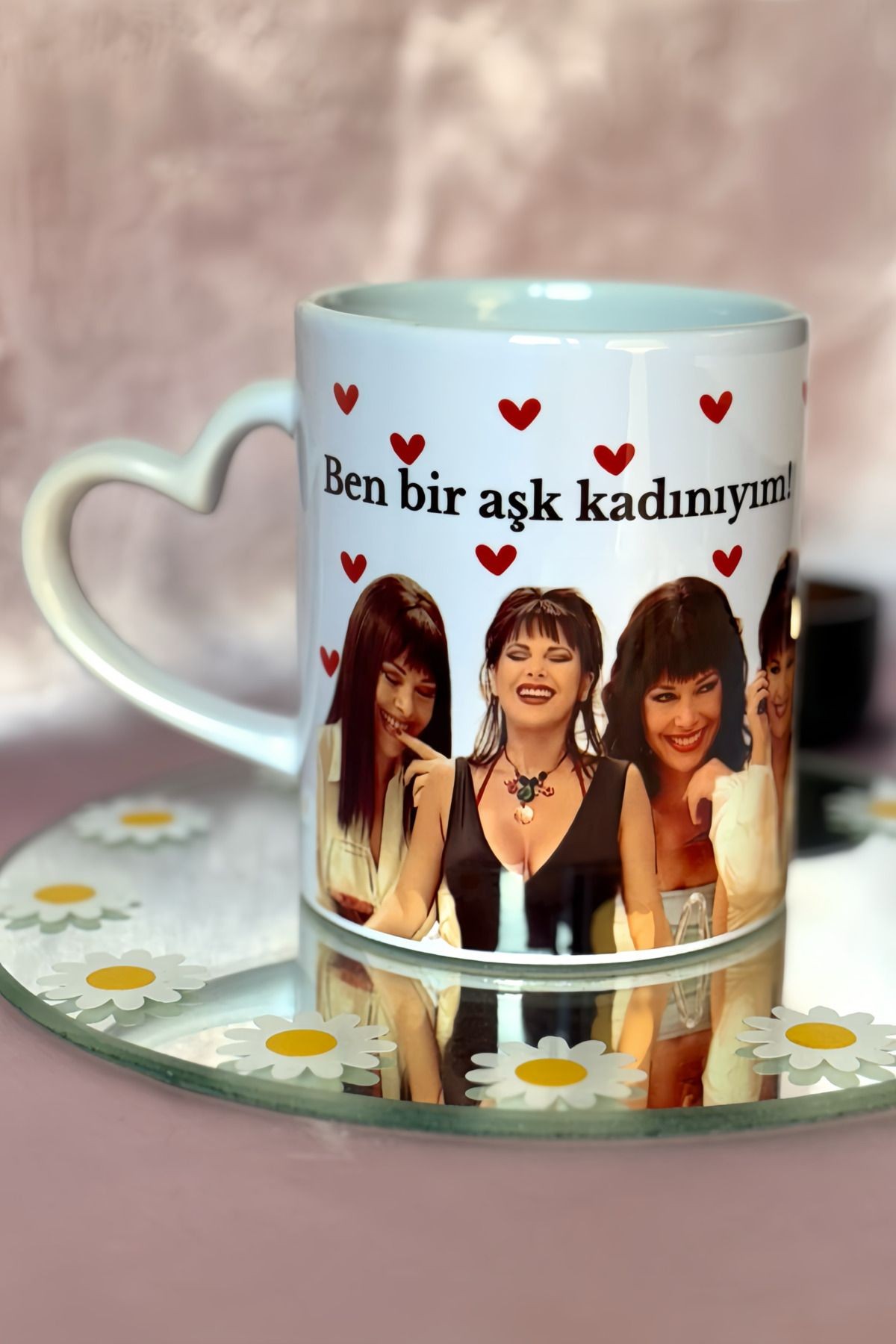 Avrupa Yakası Fatoş Aşk Kadını Kupa