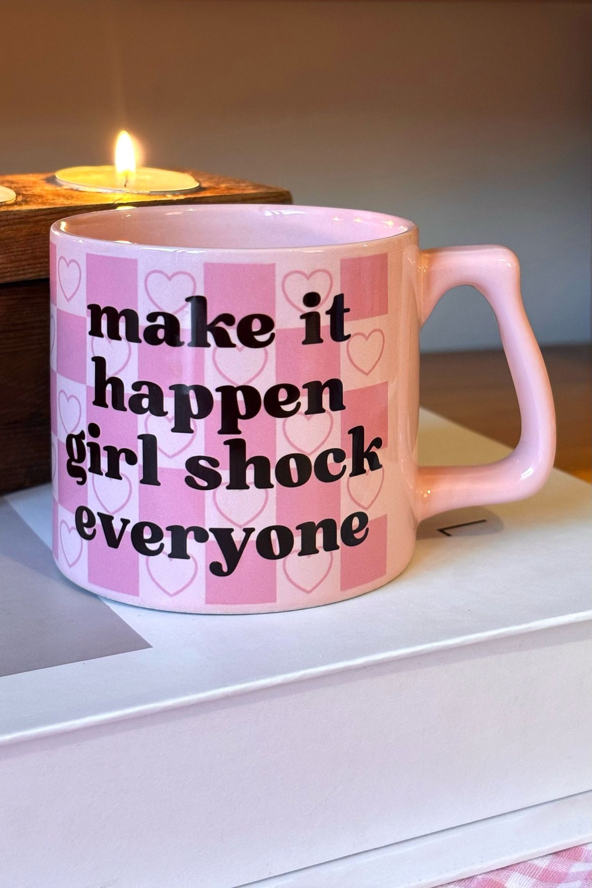 Make it Happen Girl Shock Everyone Kupa
