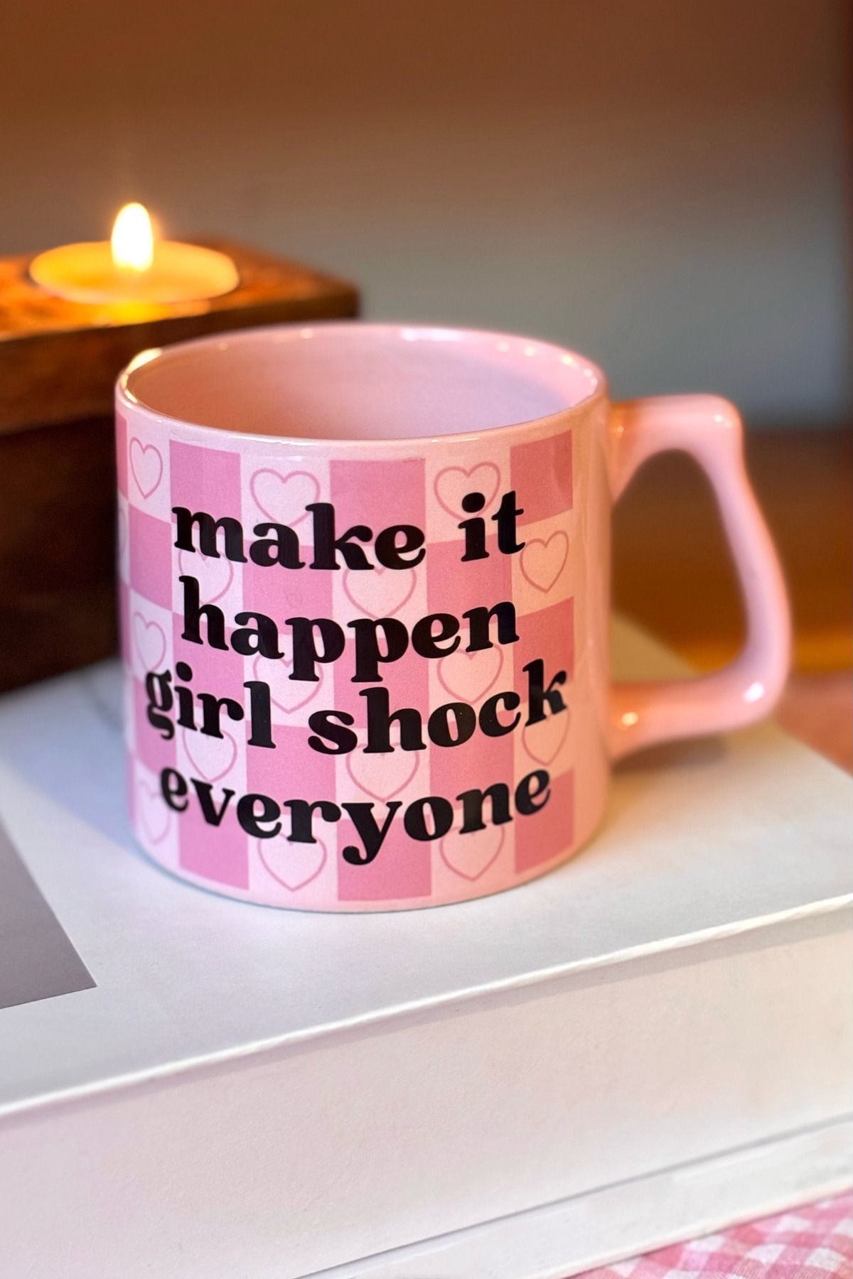Make it Happen Girl Shock Everyone Kupa