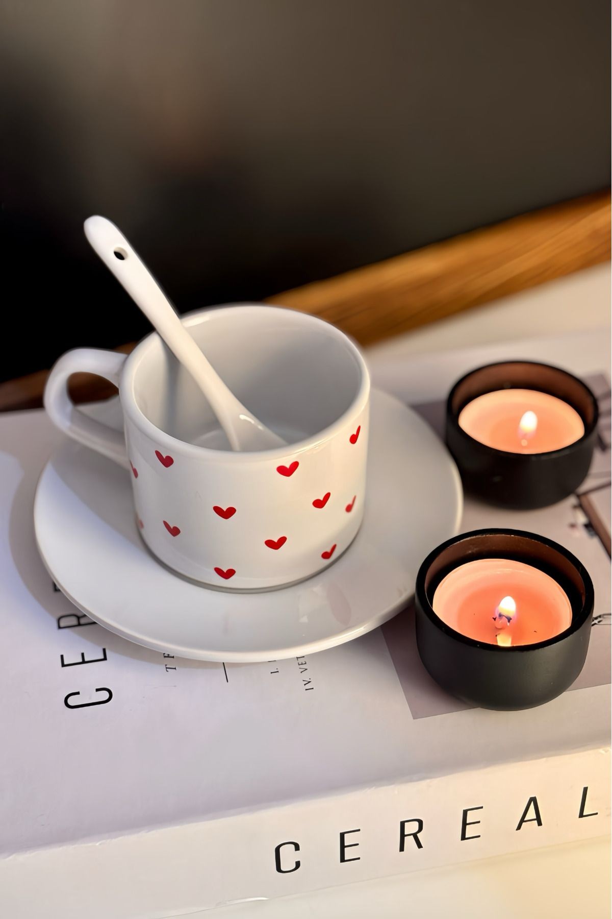 Heart Kalp Desenli Kaşıklı Fincan