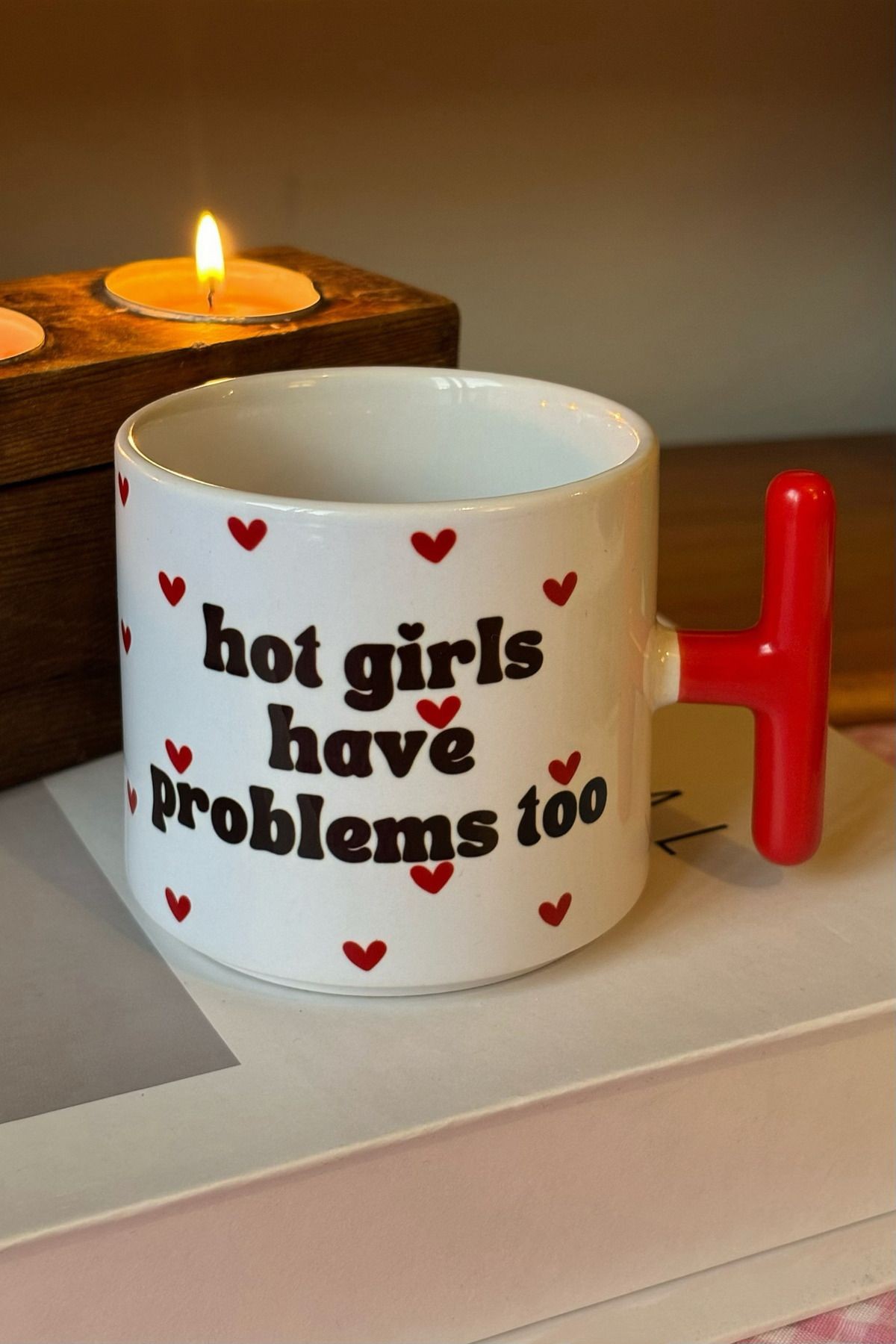 Hot Girls Have Problems Too Kupa
