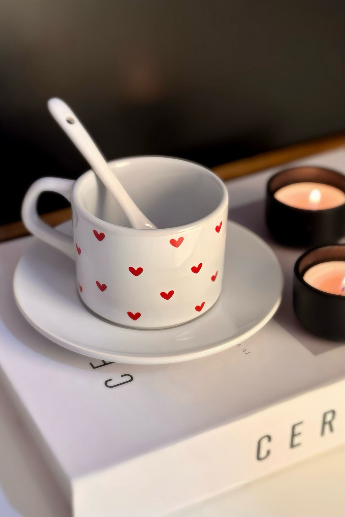 Heart Kalp Desenli Kaşıklı Fincan