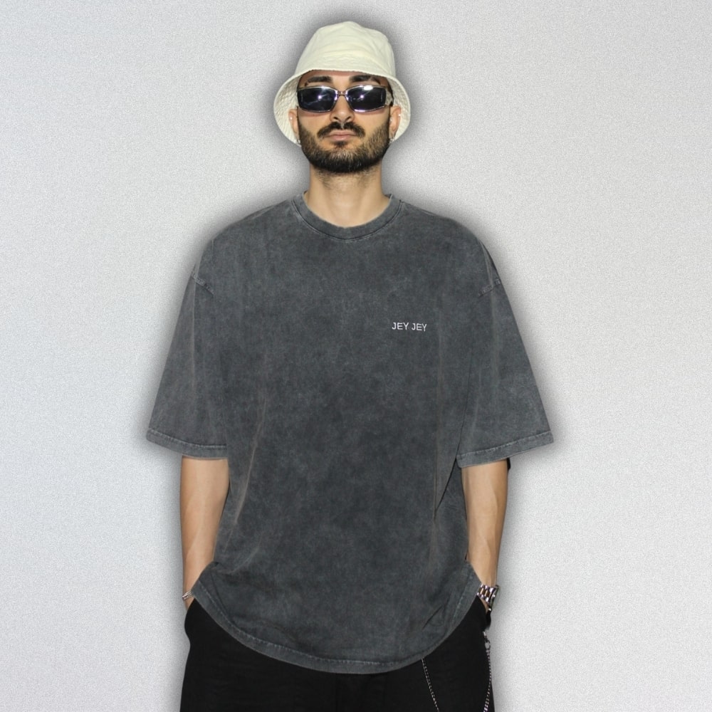 Yıkamalı Nakış Logolu Oversize T-shirt