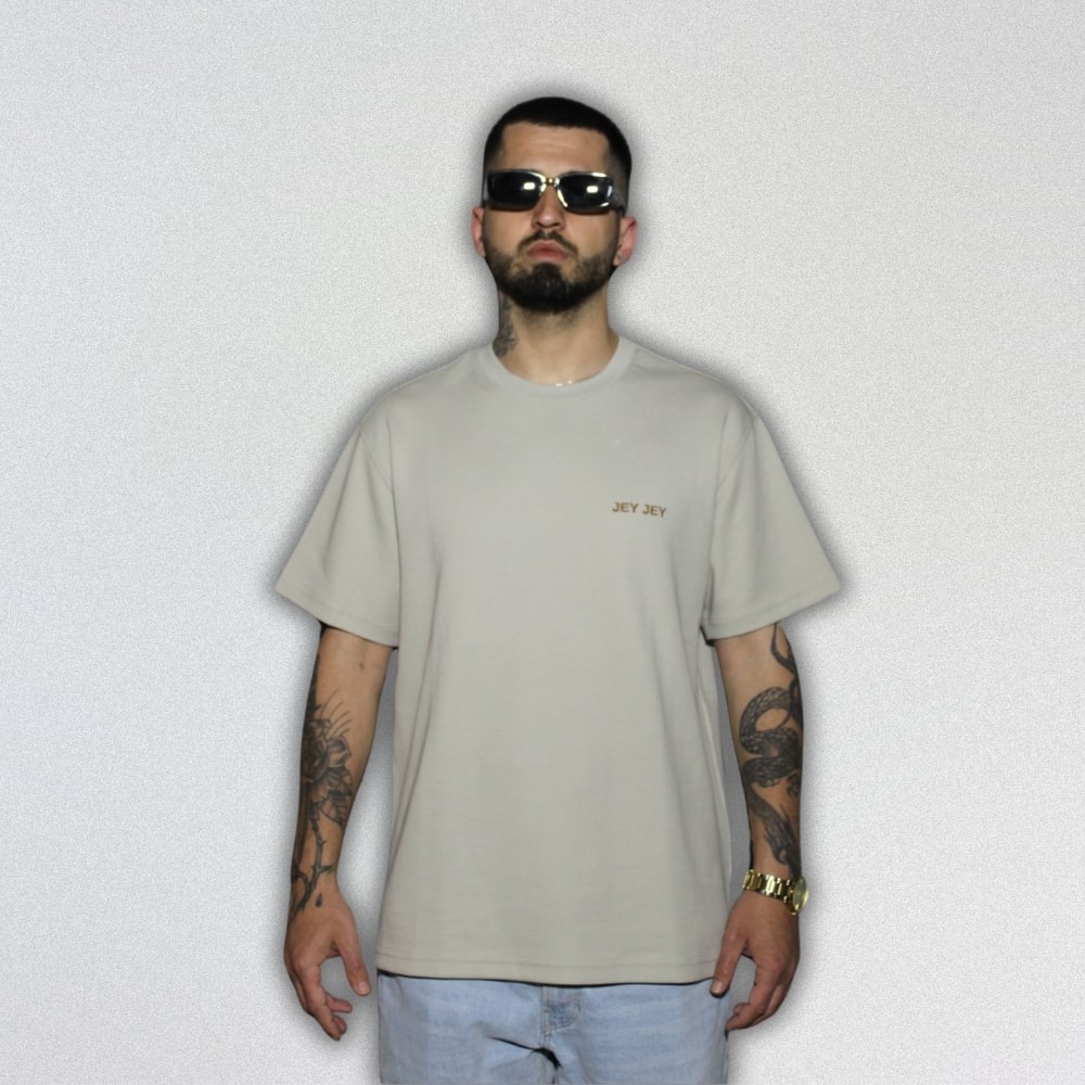 Basic Nakış Logolu Yarım Oversize T-shirt