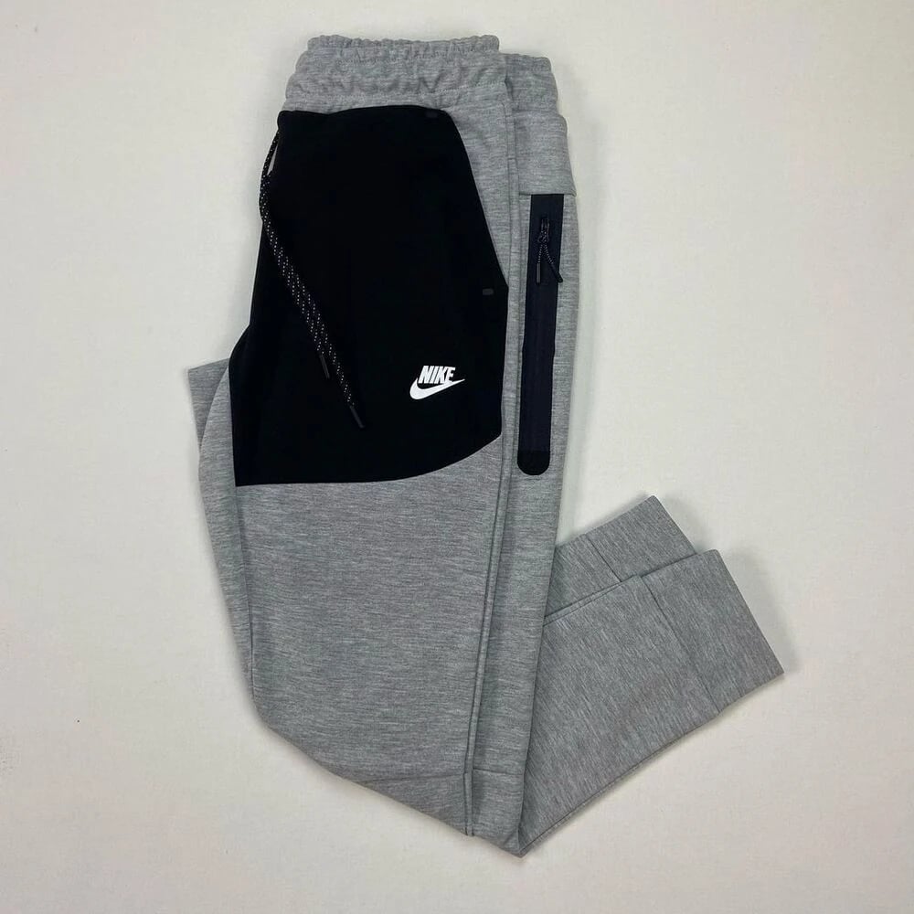 nsw tech fleece jogger