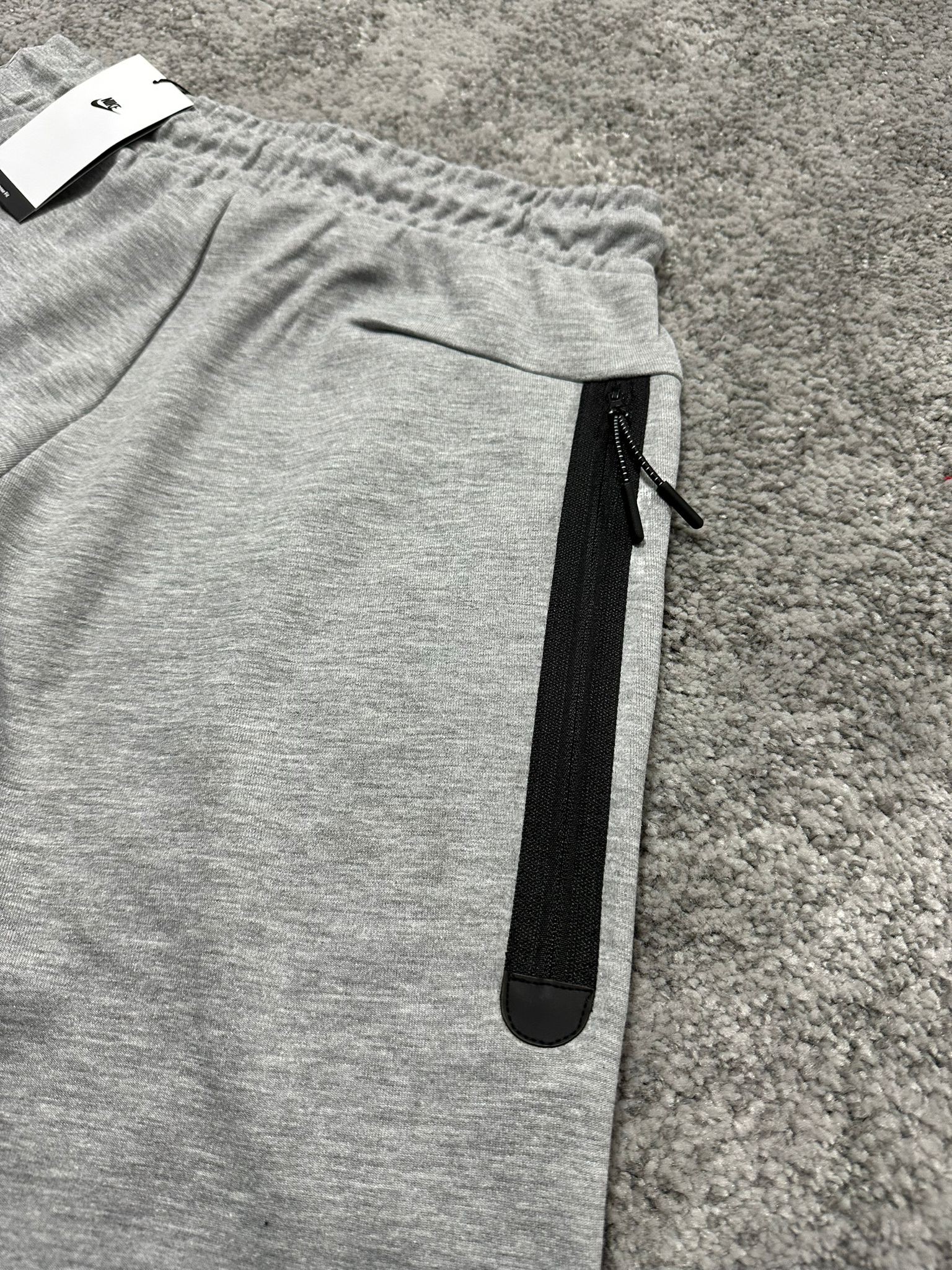 Nsw Tech Fleece Şort Paris Dark Grey