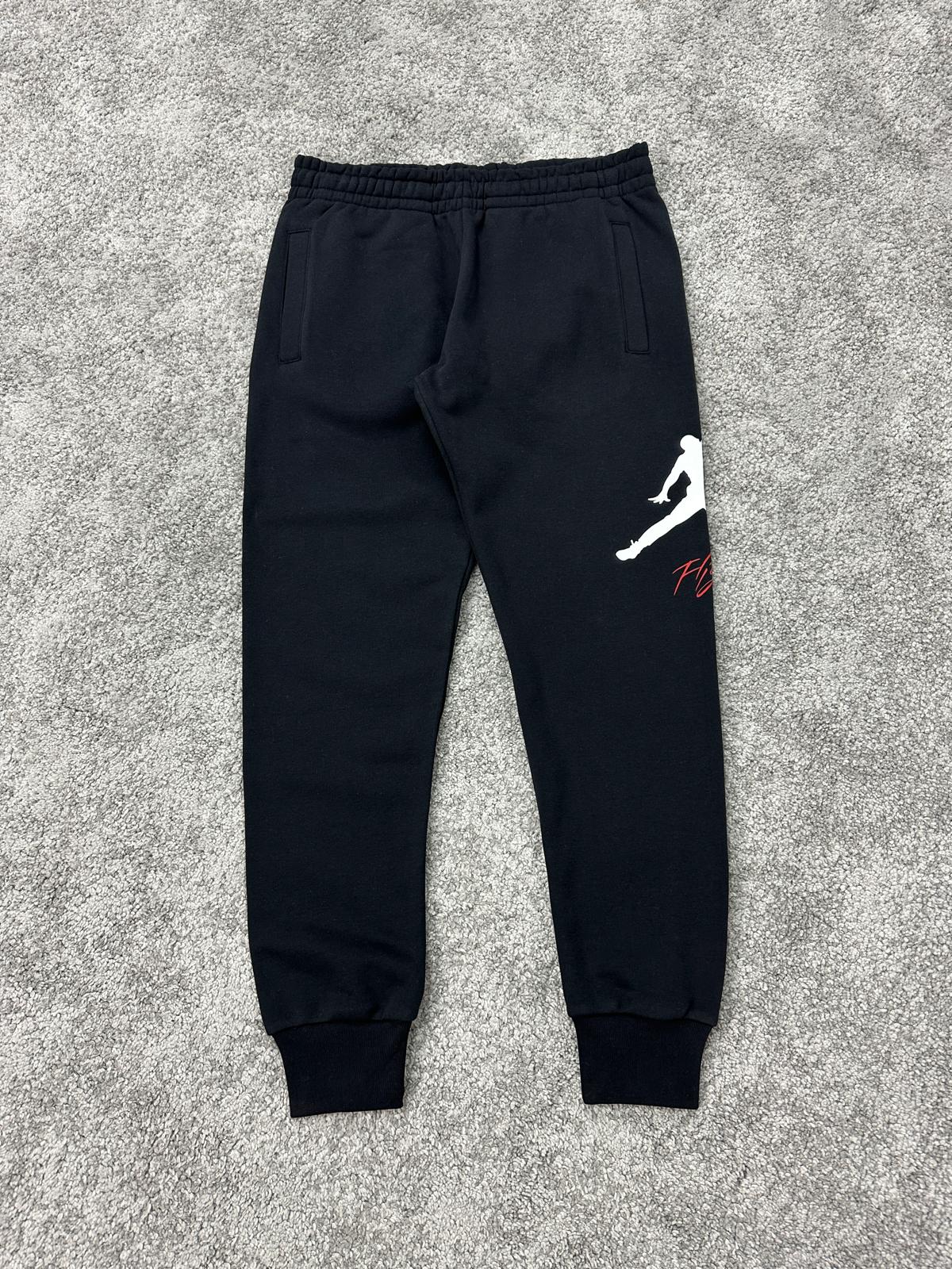 Essentials Fleece Baseline Jogger