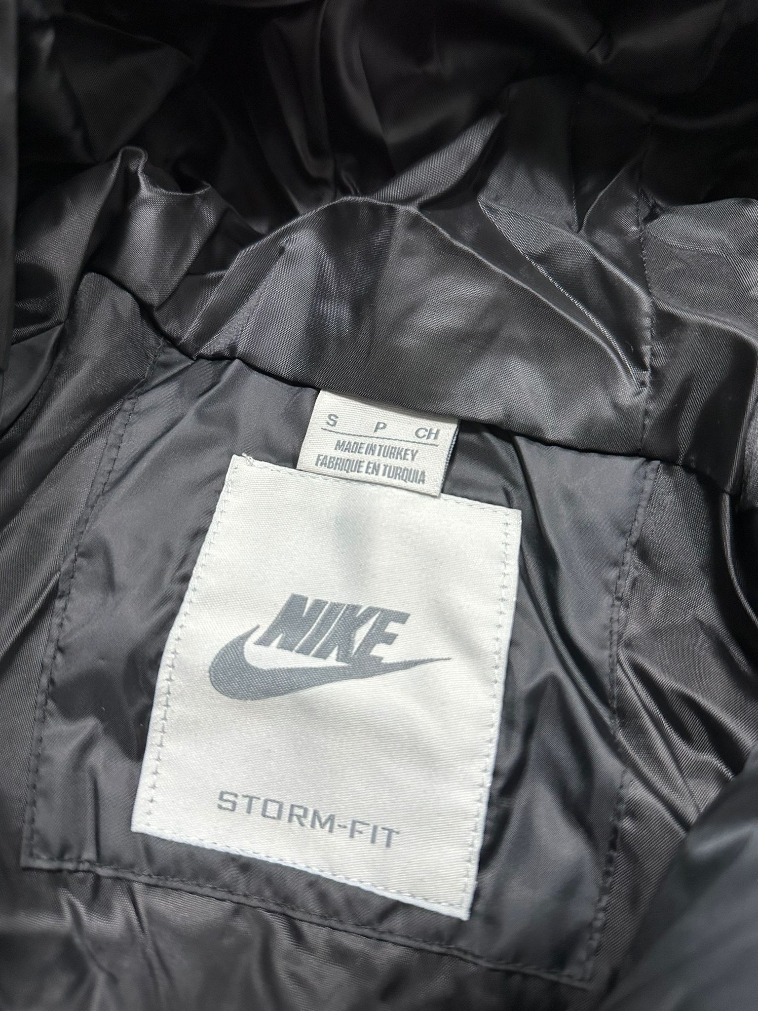 Storm Fit Windrunner Erkek Mont